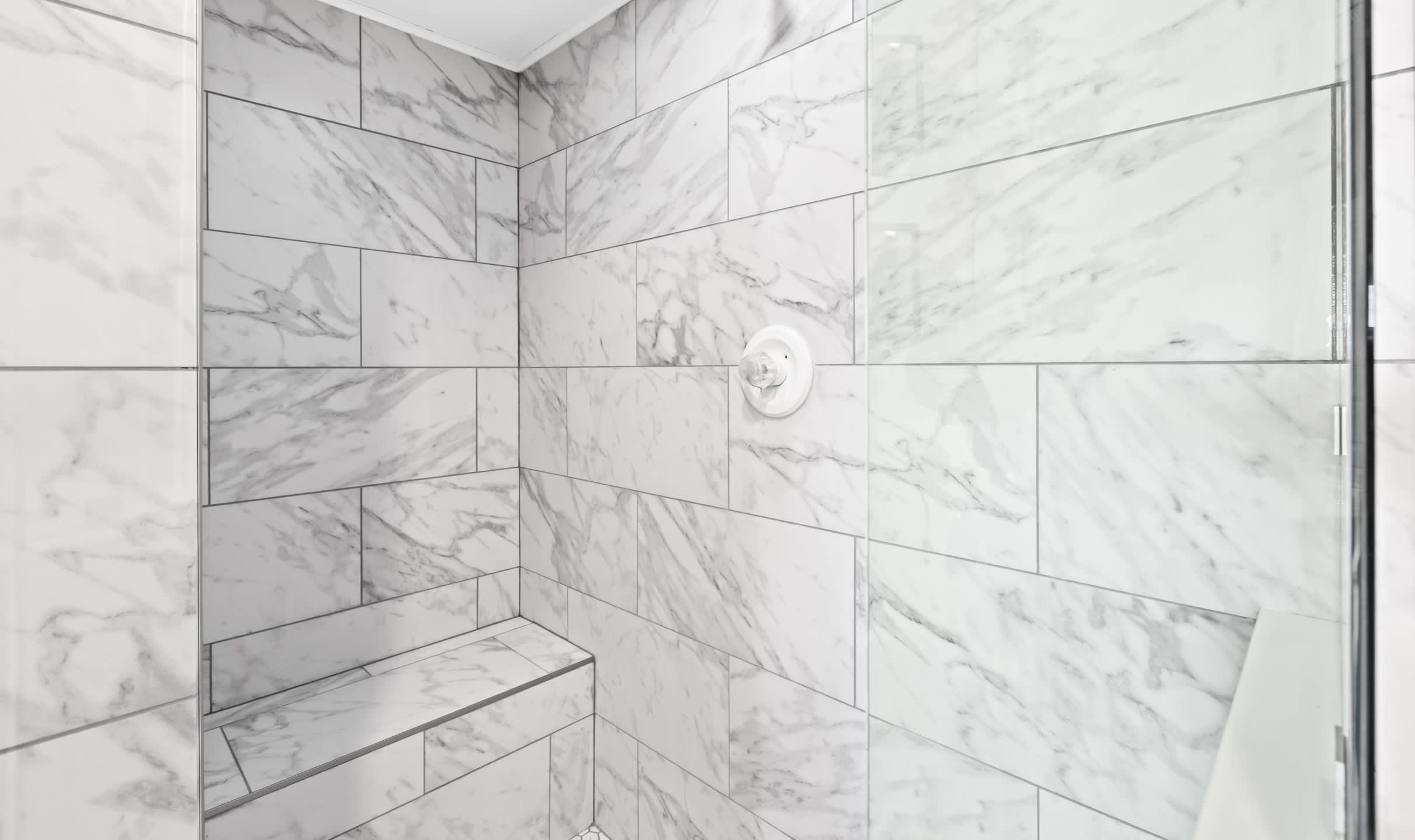 The Crescent 104 | Photo 17