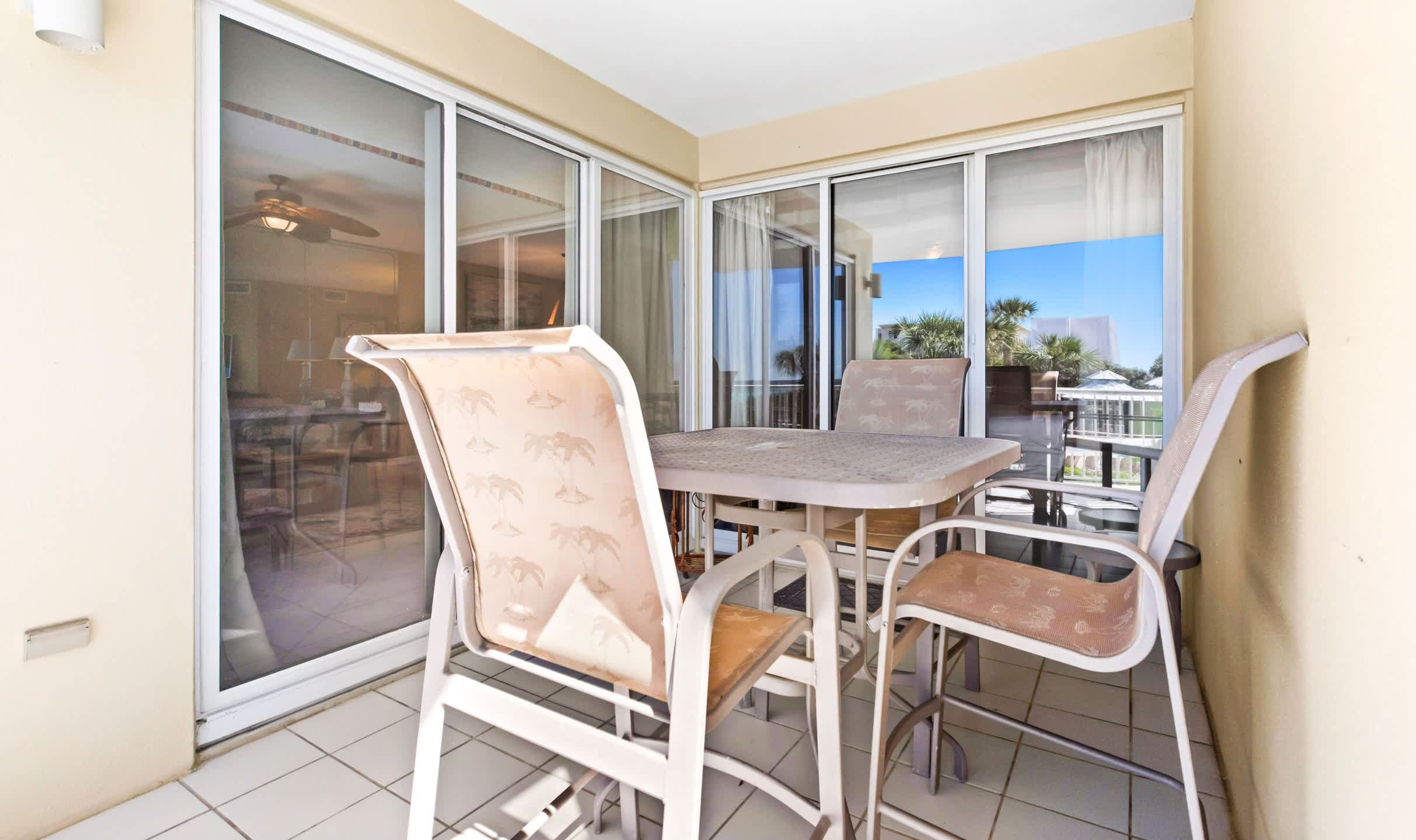 The Crescent 104 | Photo 25