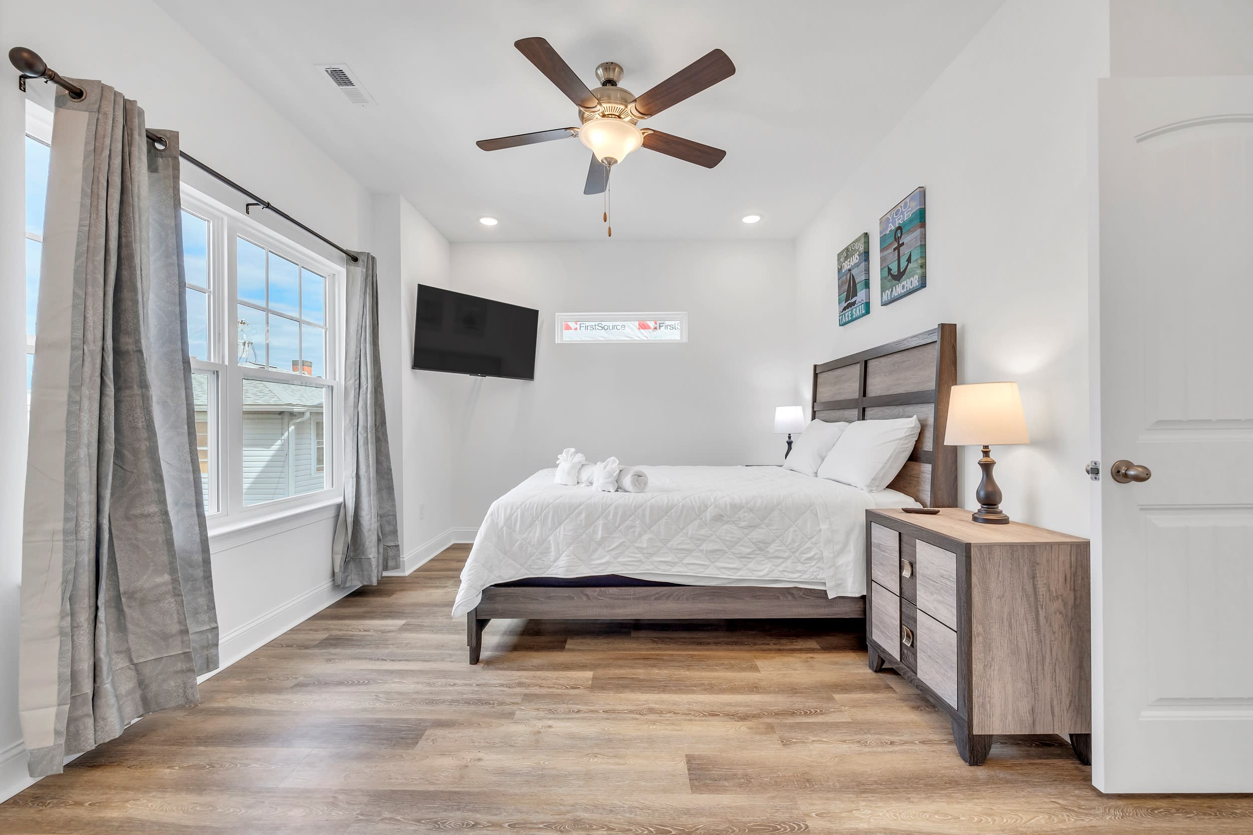 Horizon Dune Pet Friendly House Walk to Beach