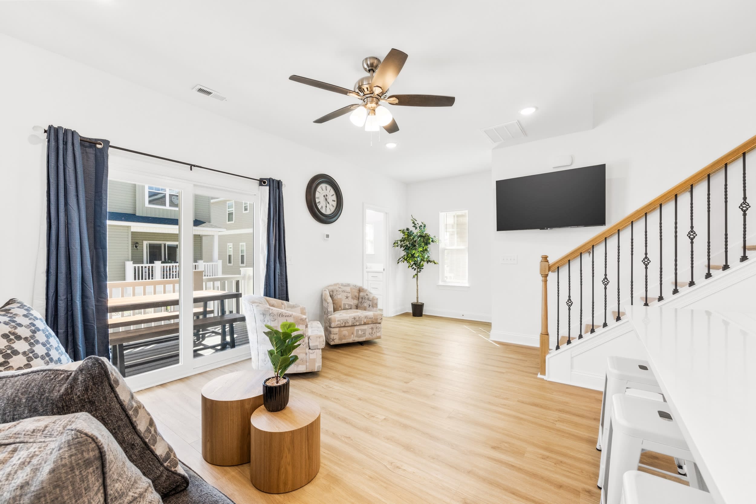 Emerald Horizon New Beach House Free Pets