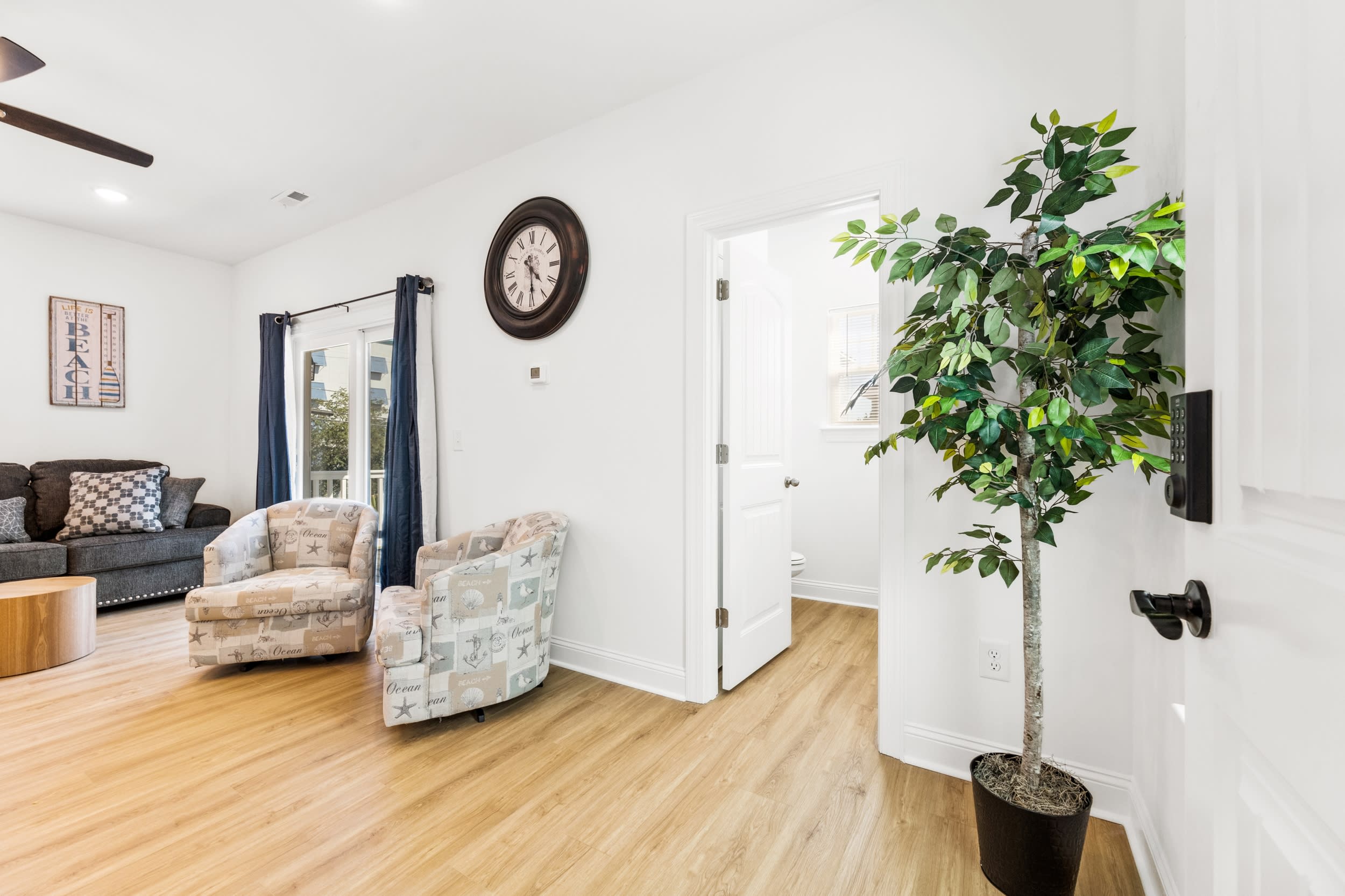 Emerald Horizon New Beach House Free Pets