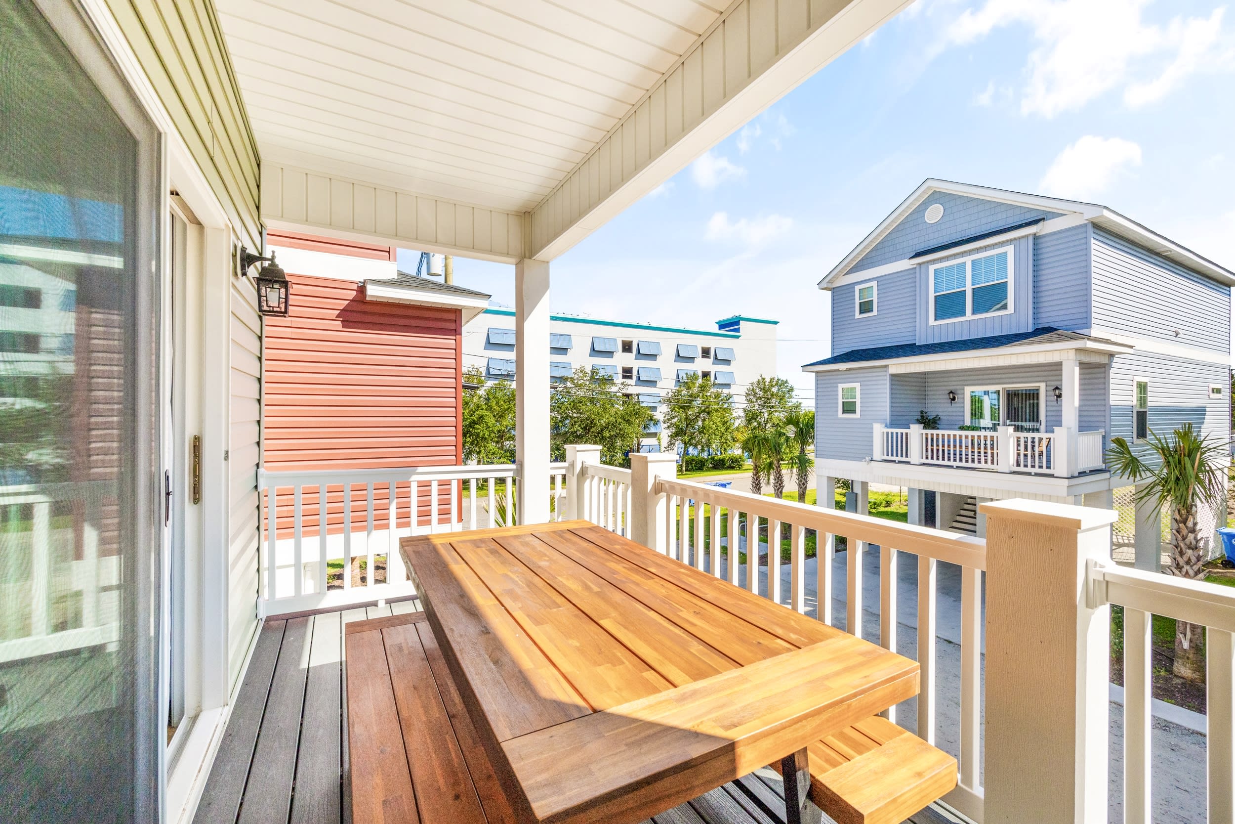 Emerald Horizon New Beach House Free Pets