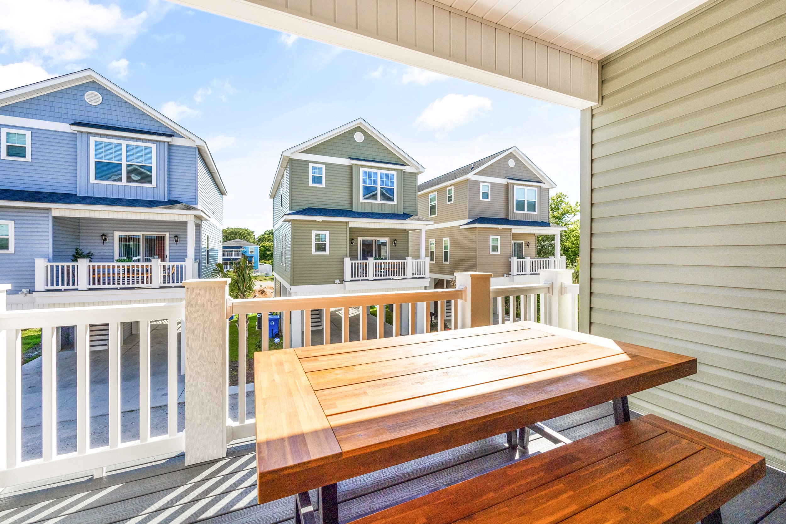 Emerald Horizon New Beach House Free Pets