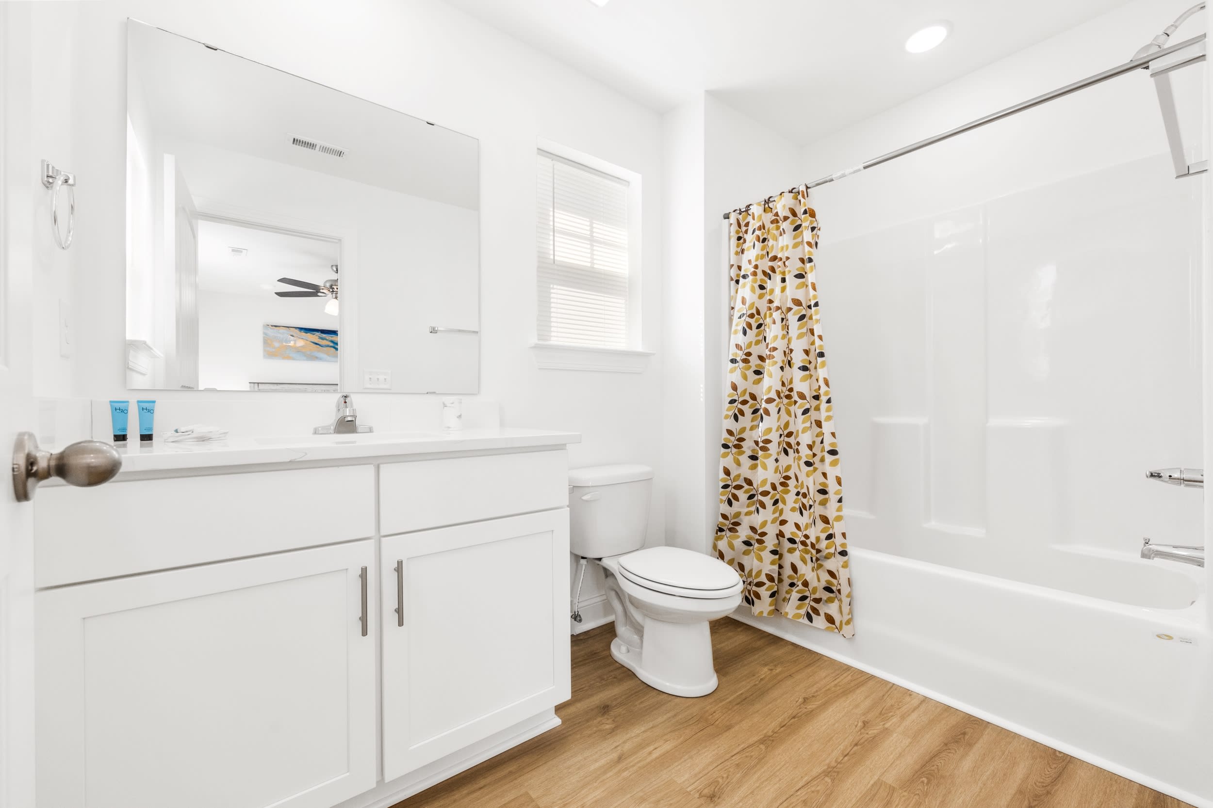 Emerald Horizon New Beach House Free Pets