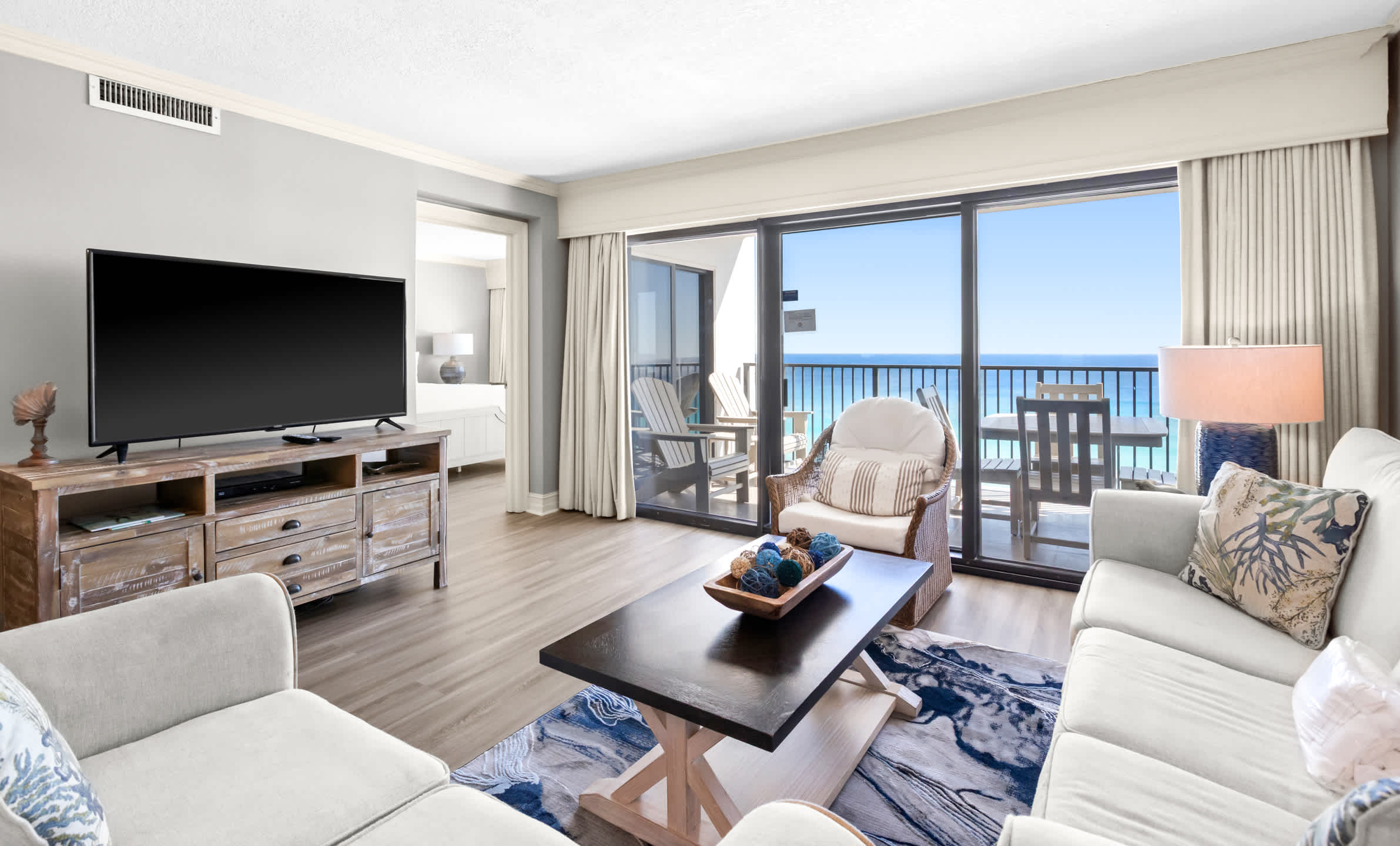 Emerald Towers 1202 15