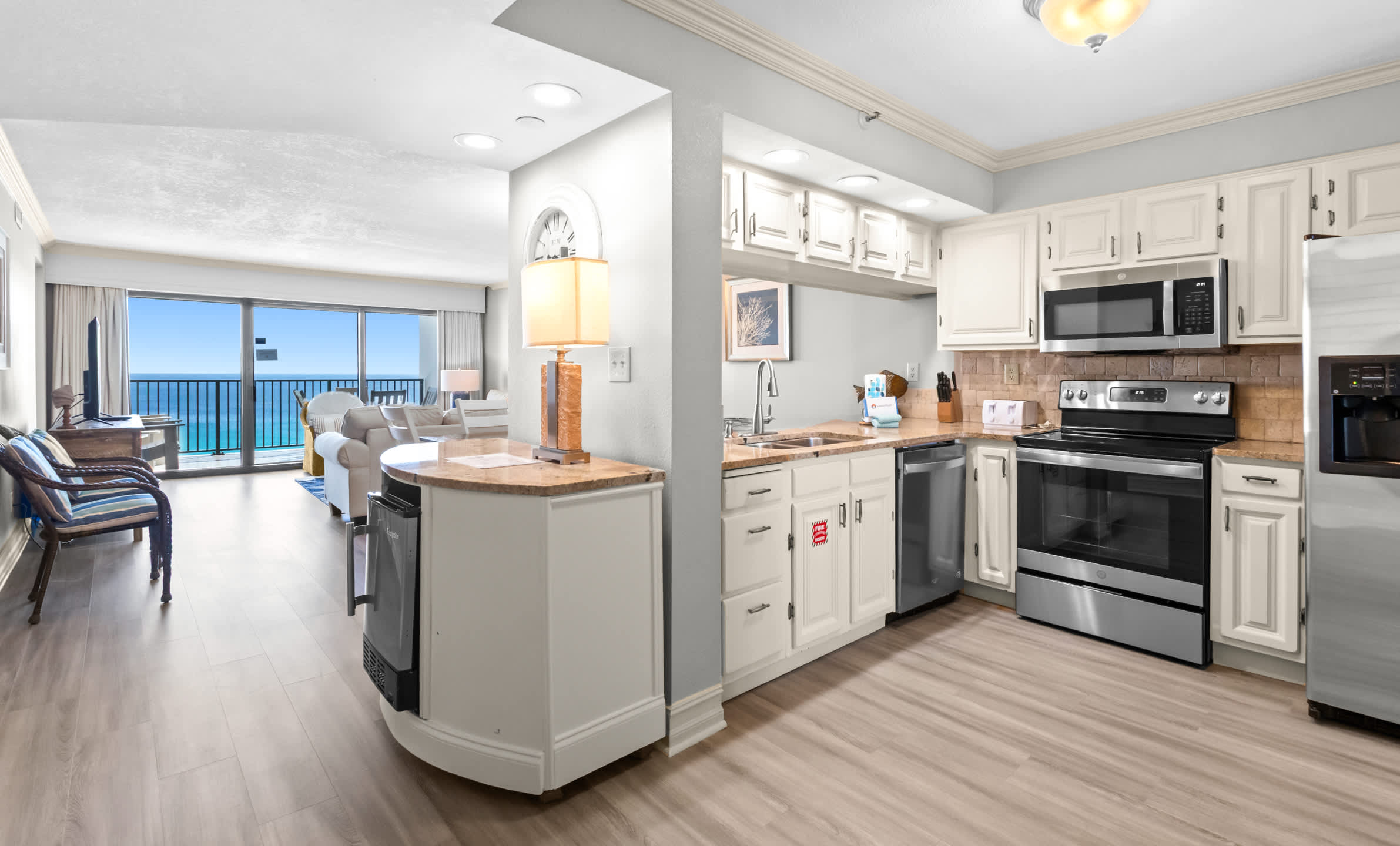 Emerald Towers 1202 30