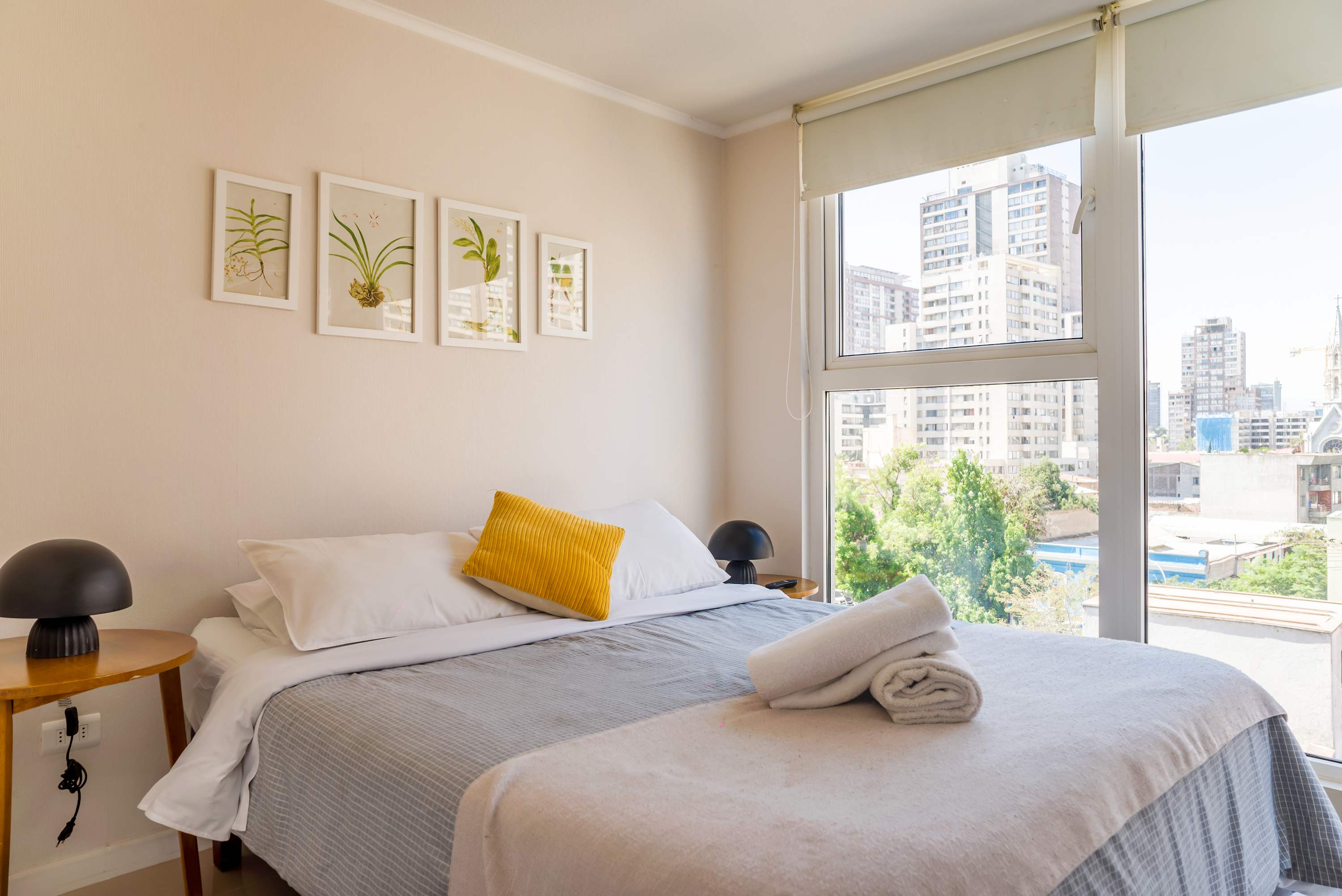 Stylish 1BR Oasis in Santiago | Central Location