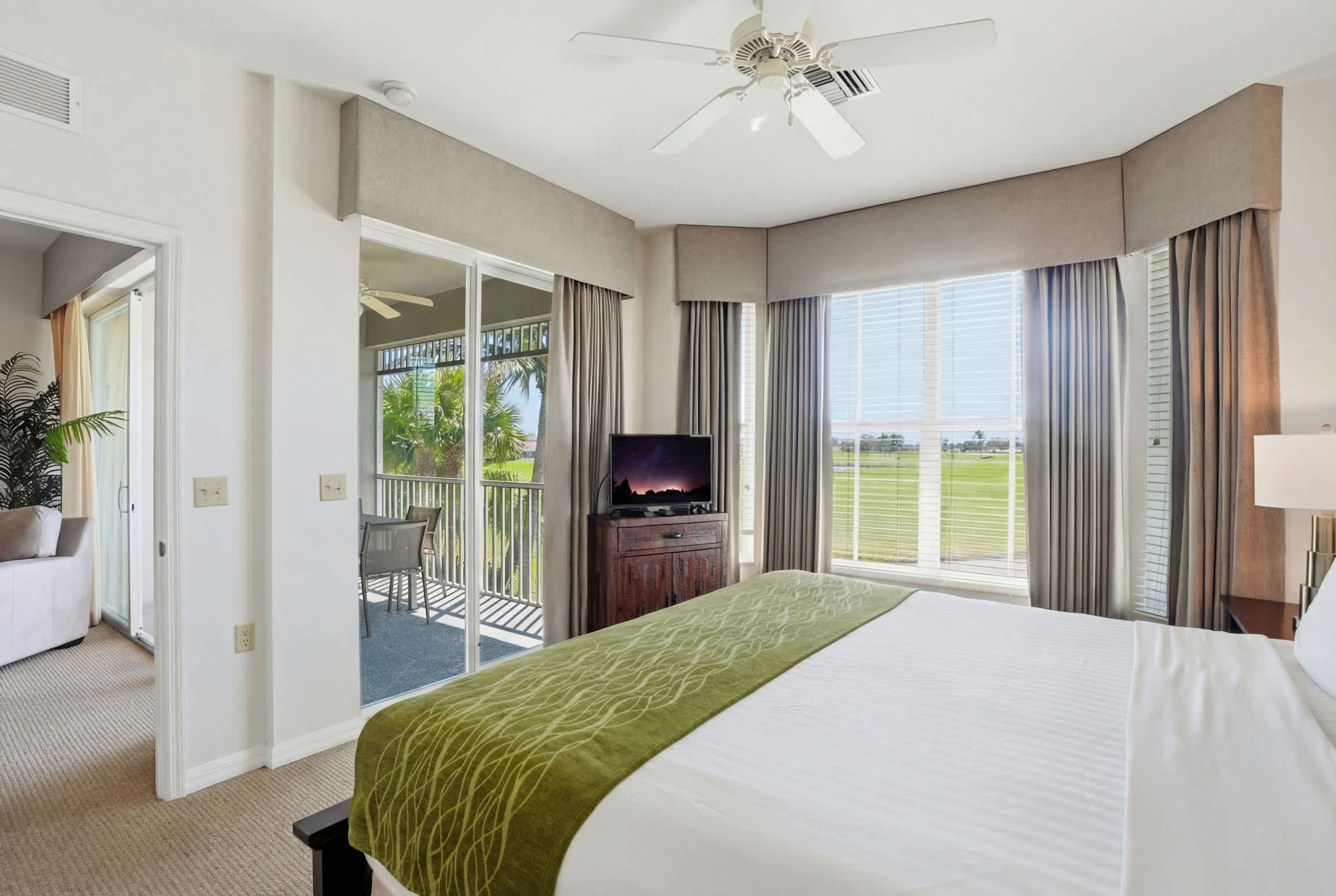 1122 Golf and Lake View Sleeps 6 | Photo 19