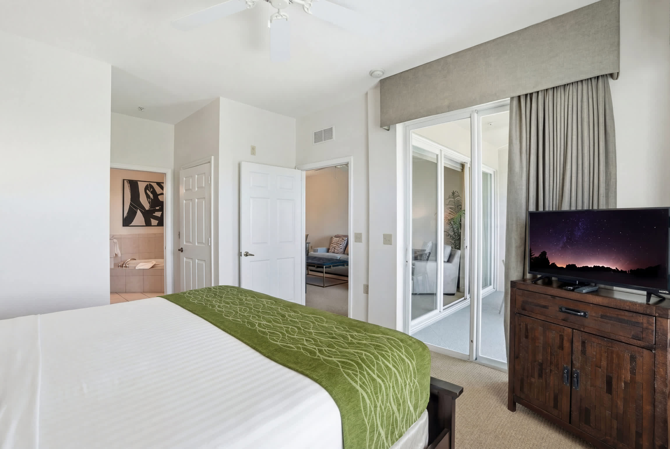 1122 Golf and Lake View Sleeps 6 | Photo 20