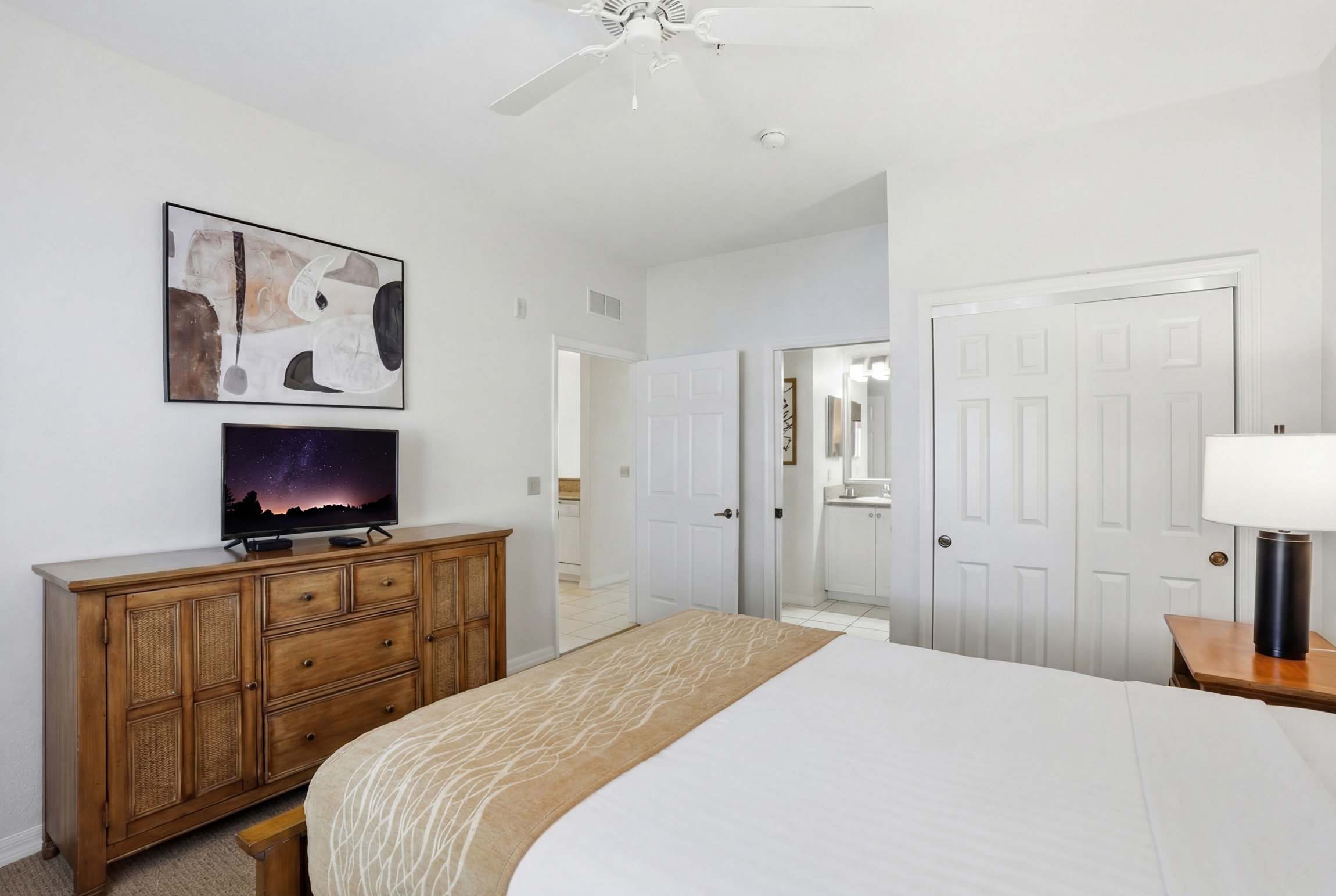 1122 Golf and Lake View Sleeps 6 | Photo 23