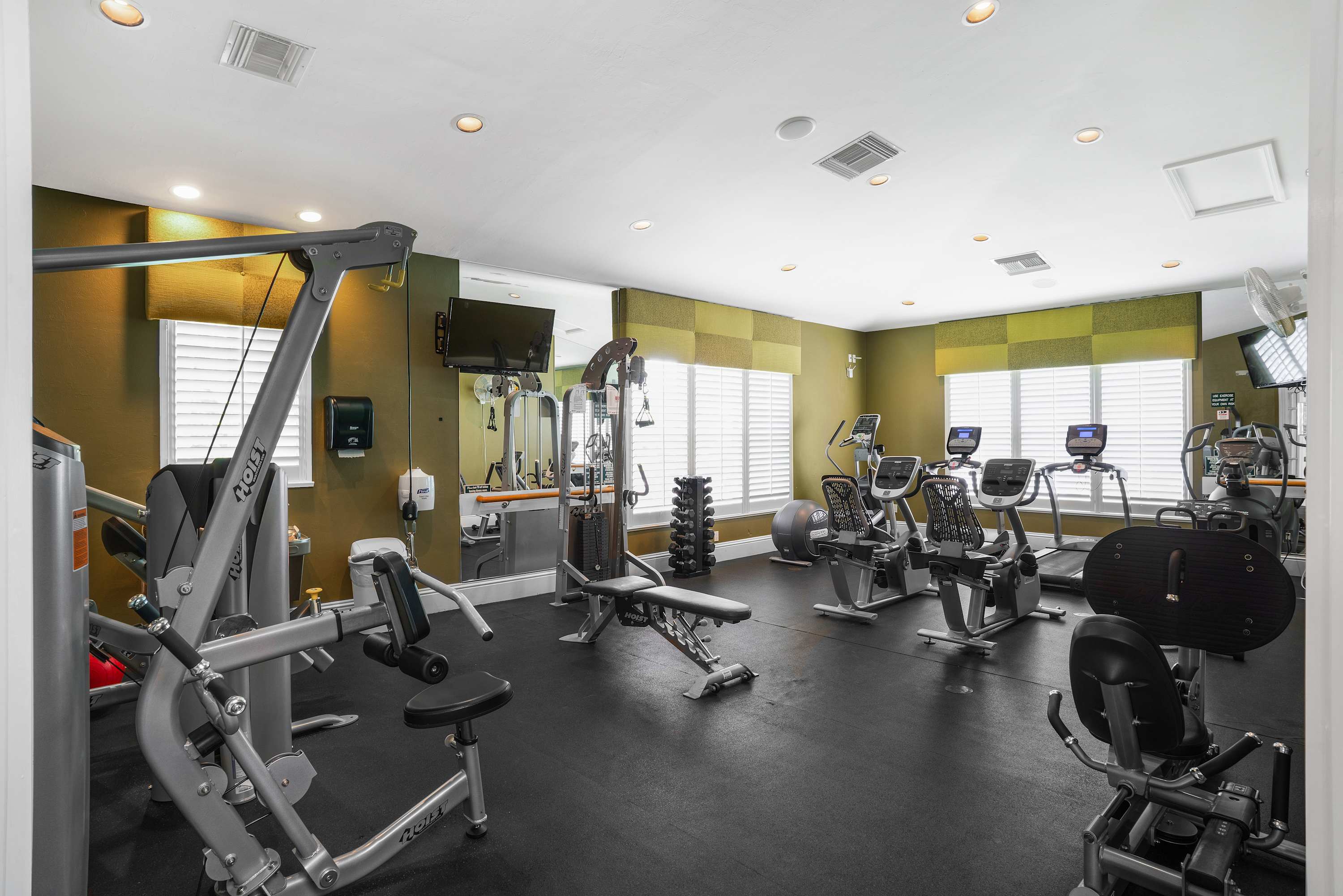 1122 Golf and Lake View Sleeps 6 | Photo 38