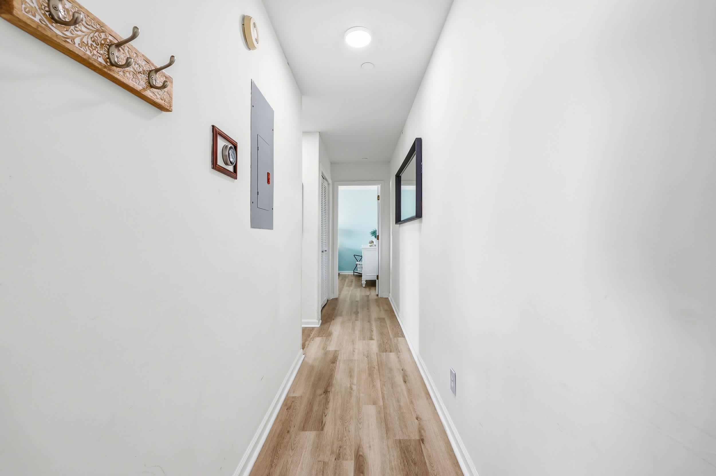 Ocean Terrace Modern Villa Steps to Sea