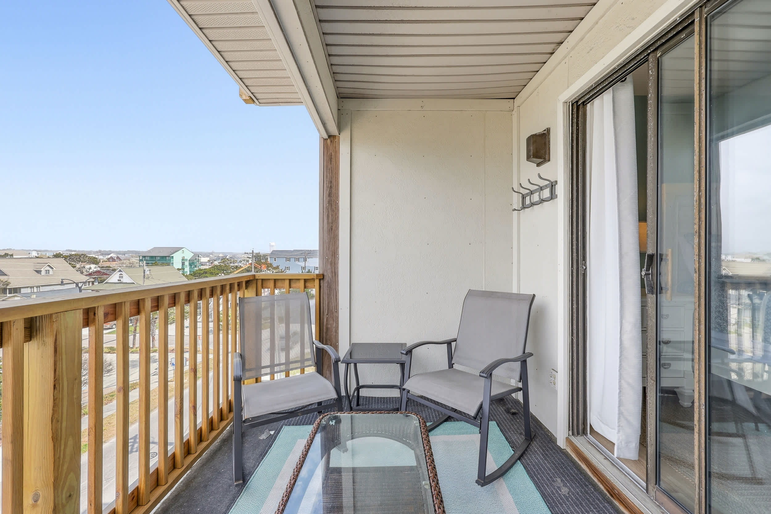 Ocean Terrace Modern Villa Steps to Sea