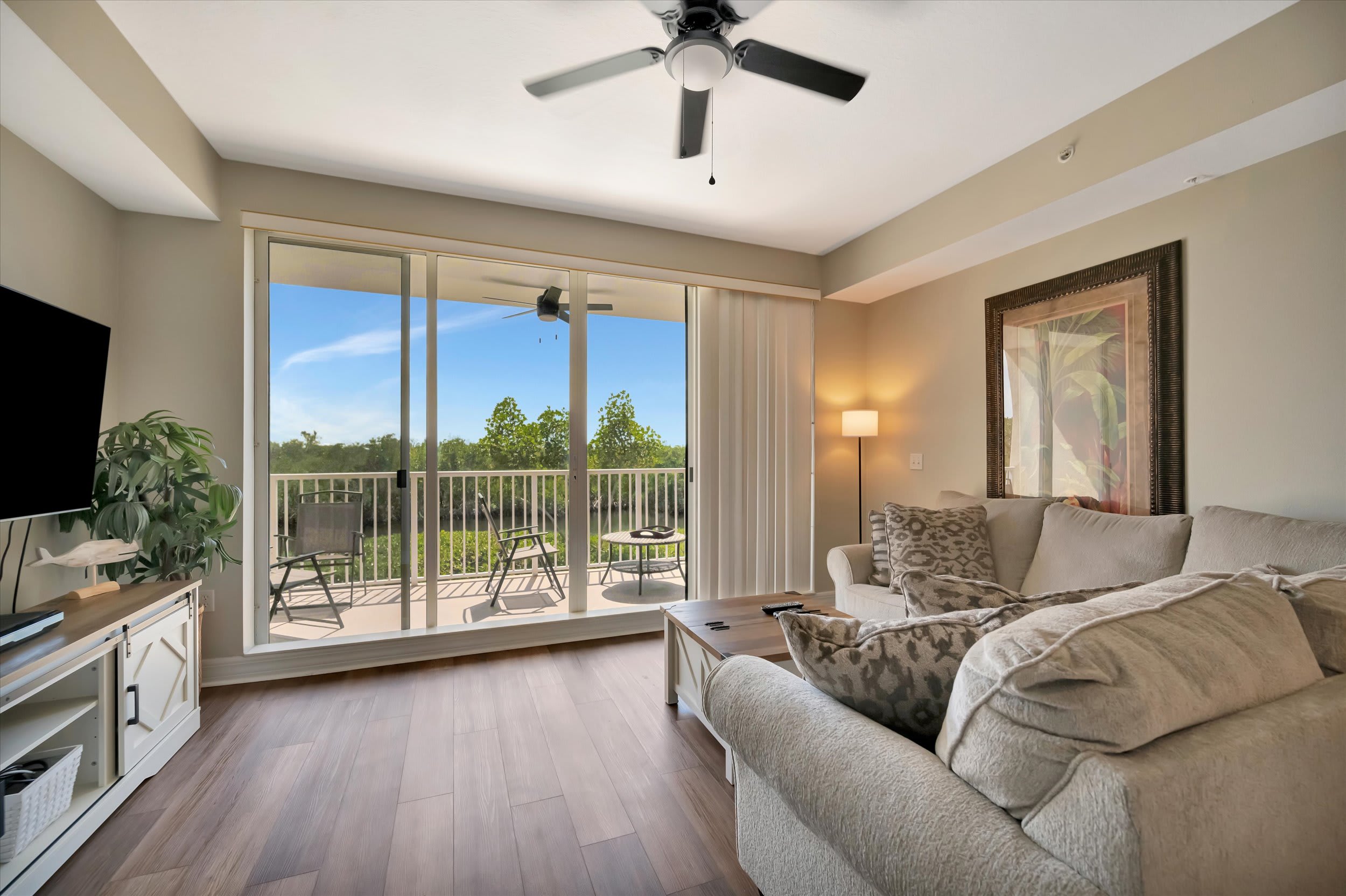 2B Waterfront Townhome, Beach Access & Heated Pool