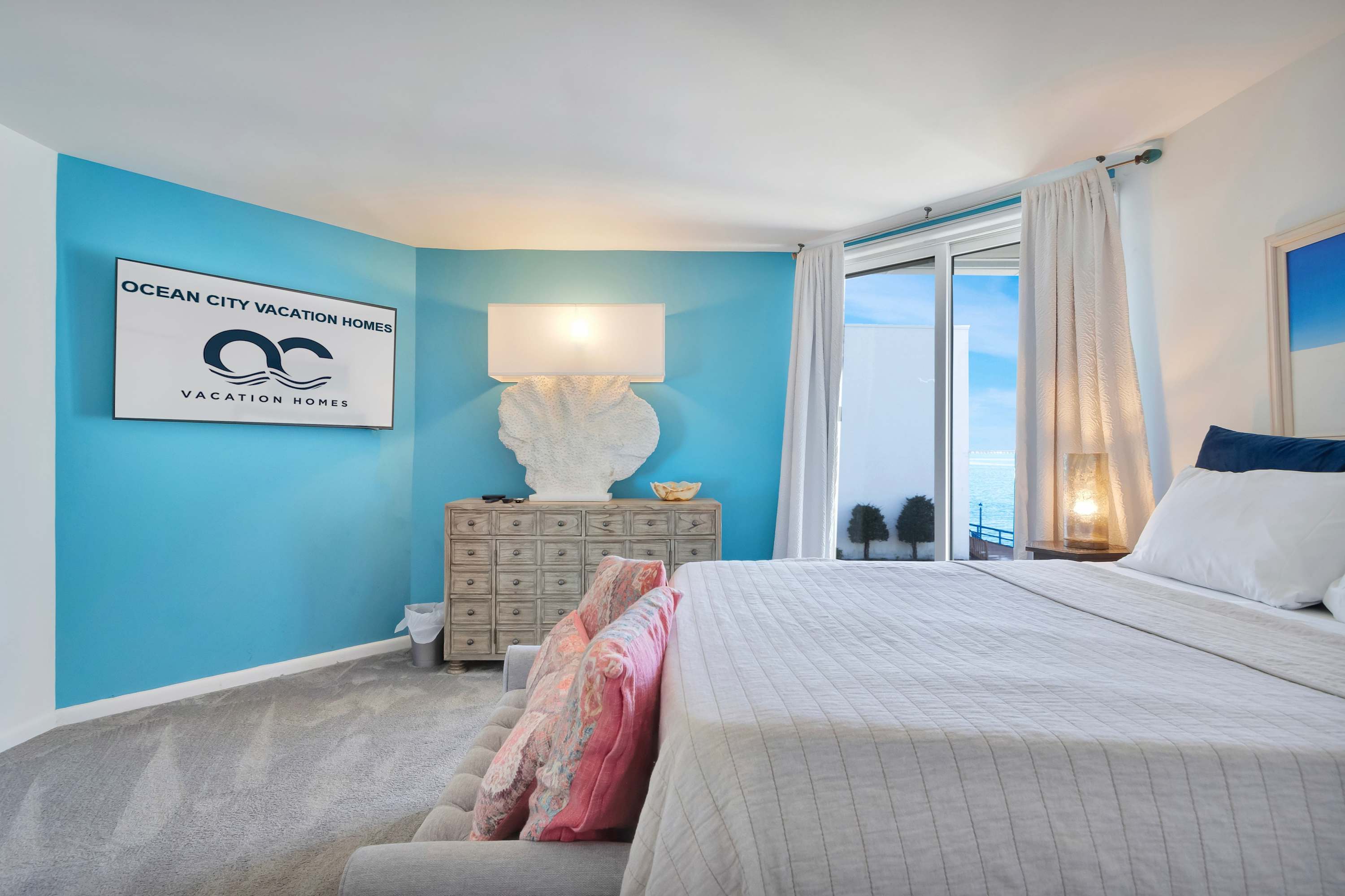 765 Deer Point, 3BR townhome, Amazing views from deck with 2 parking spaces