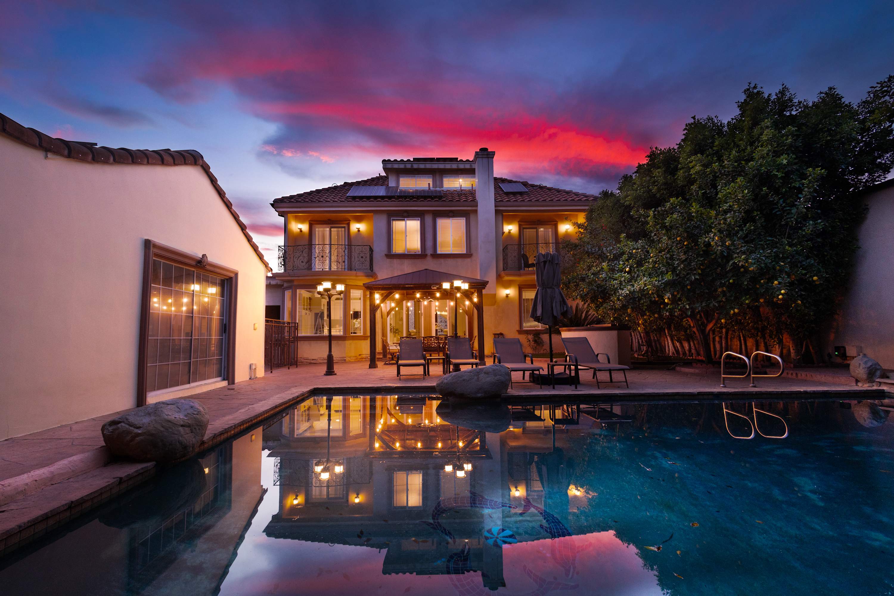 Casa de Palmas spacious oasis with pool