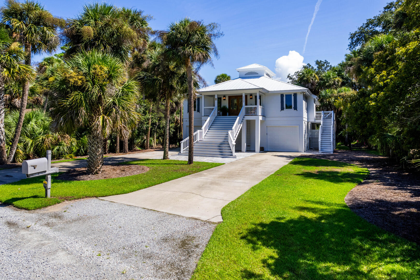 712 Sea Dragon-Completely updated modern home steps from beach access with HOT TUB!