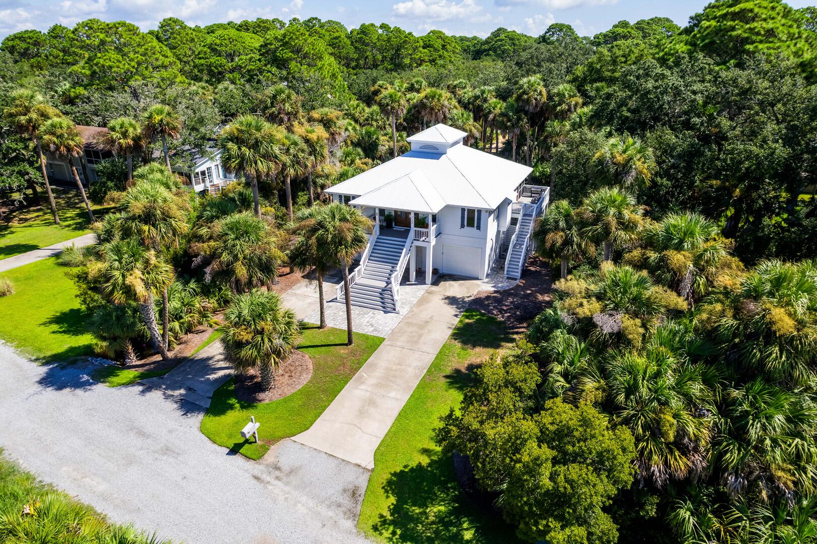 712 Sea Dragon-Completely updated modern home steps from beach access with HOT TUB!