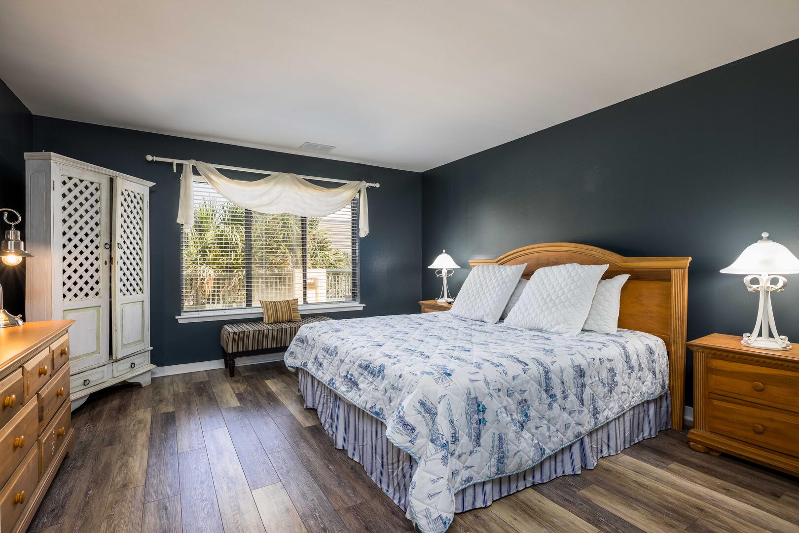 Primary bedroom with en suite bathroom