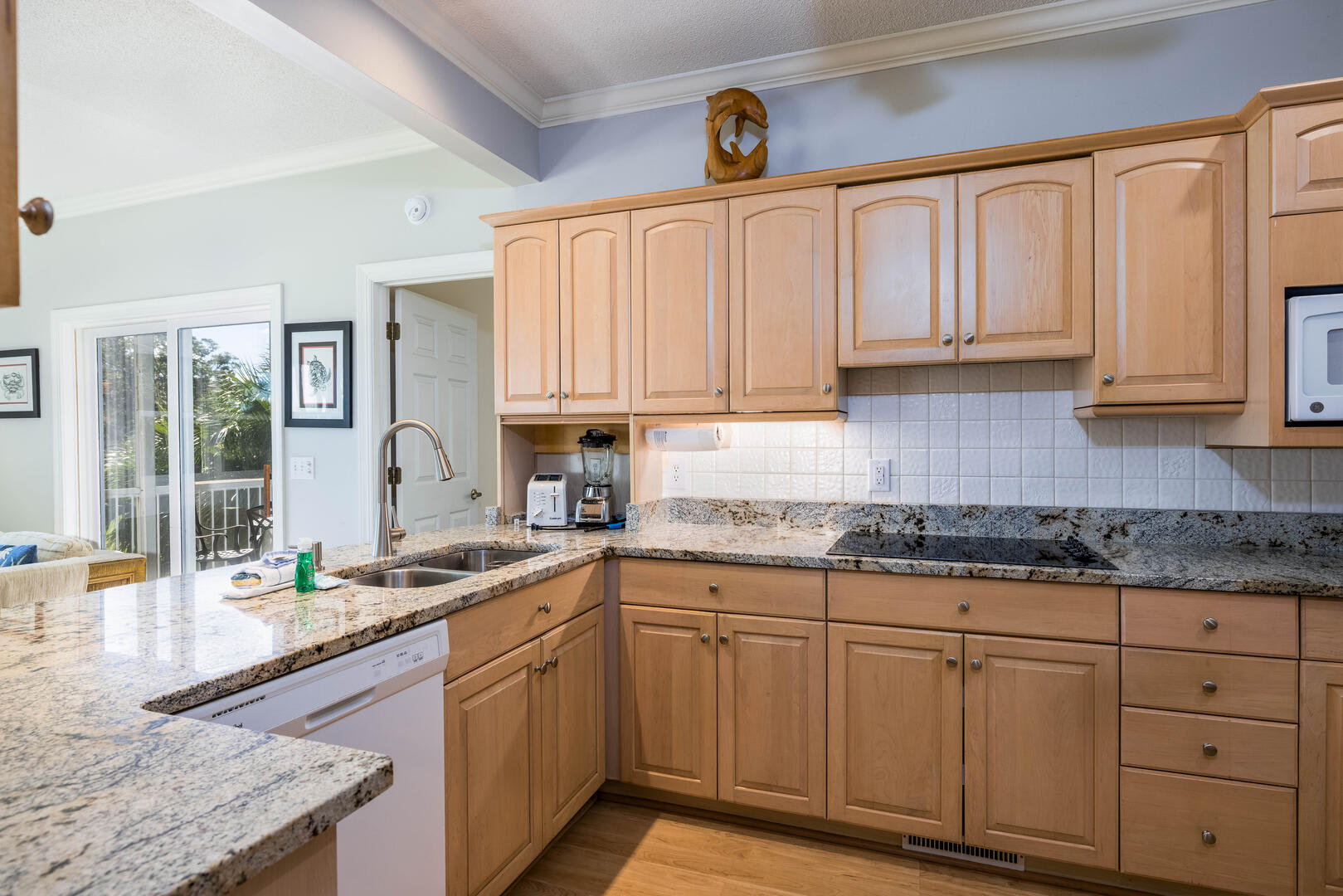 Well-equipped kitchen