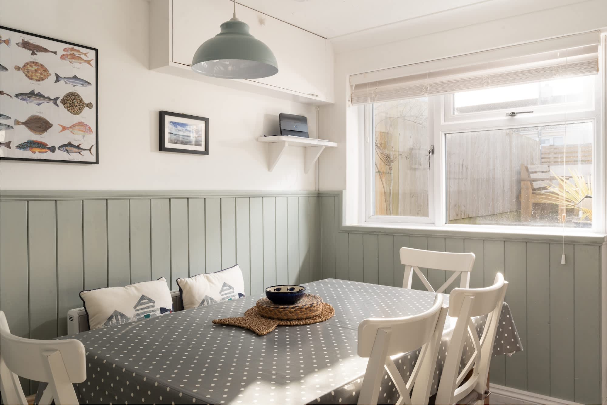 Home in Portscatho, Sea Views, Parking & Garden