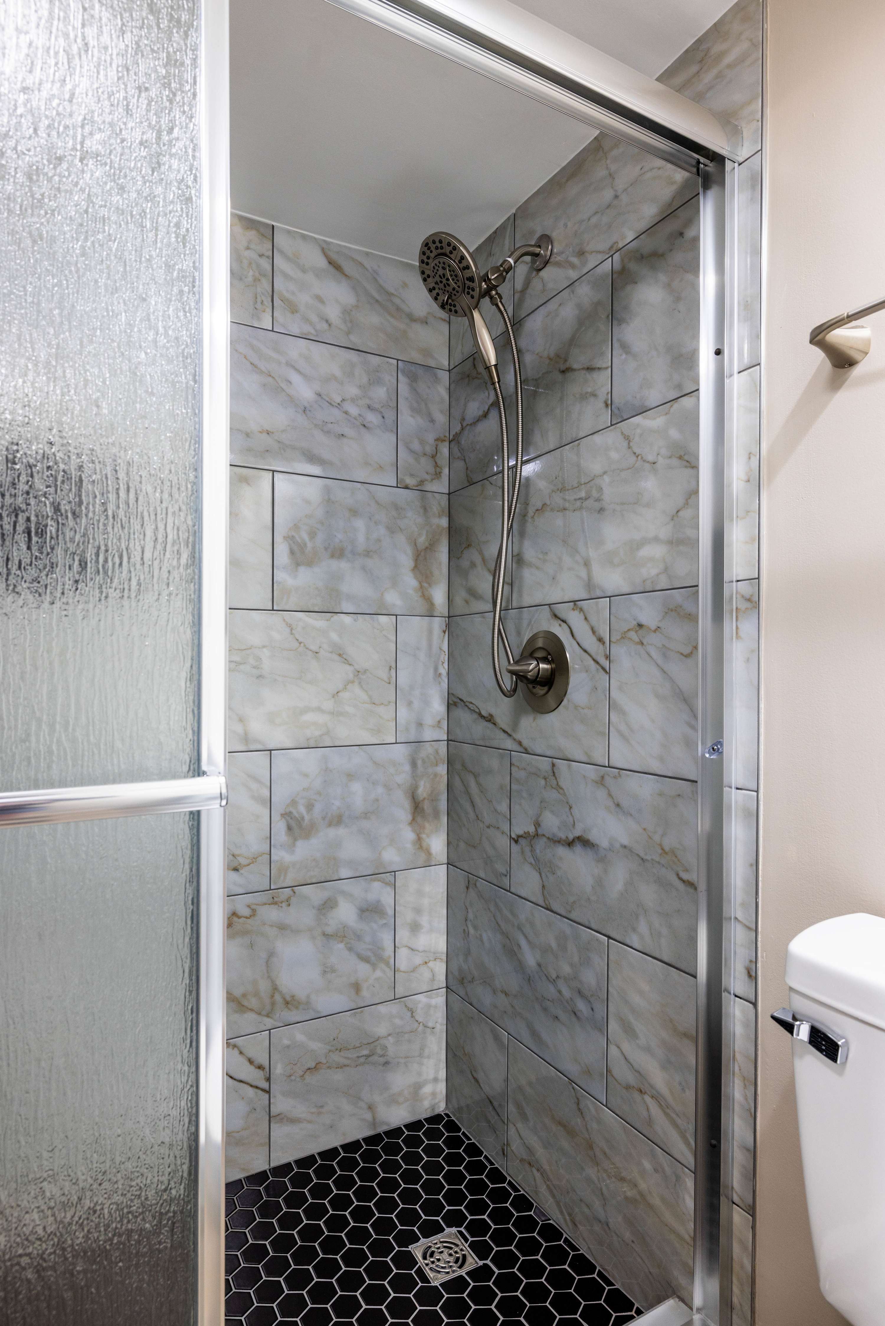 Ensuite Downstairs Primary 