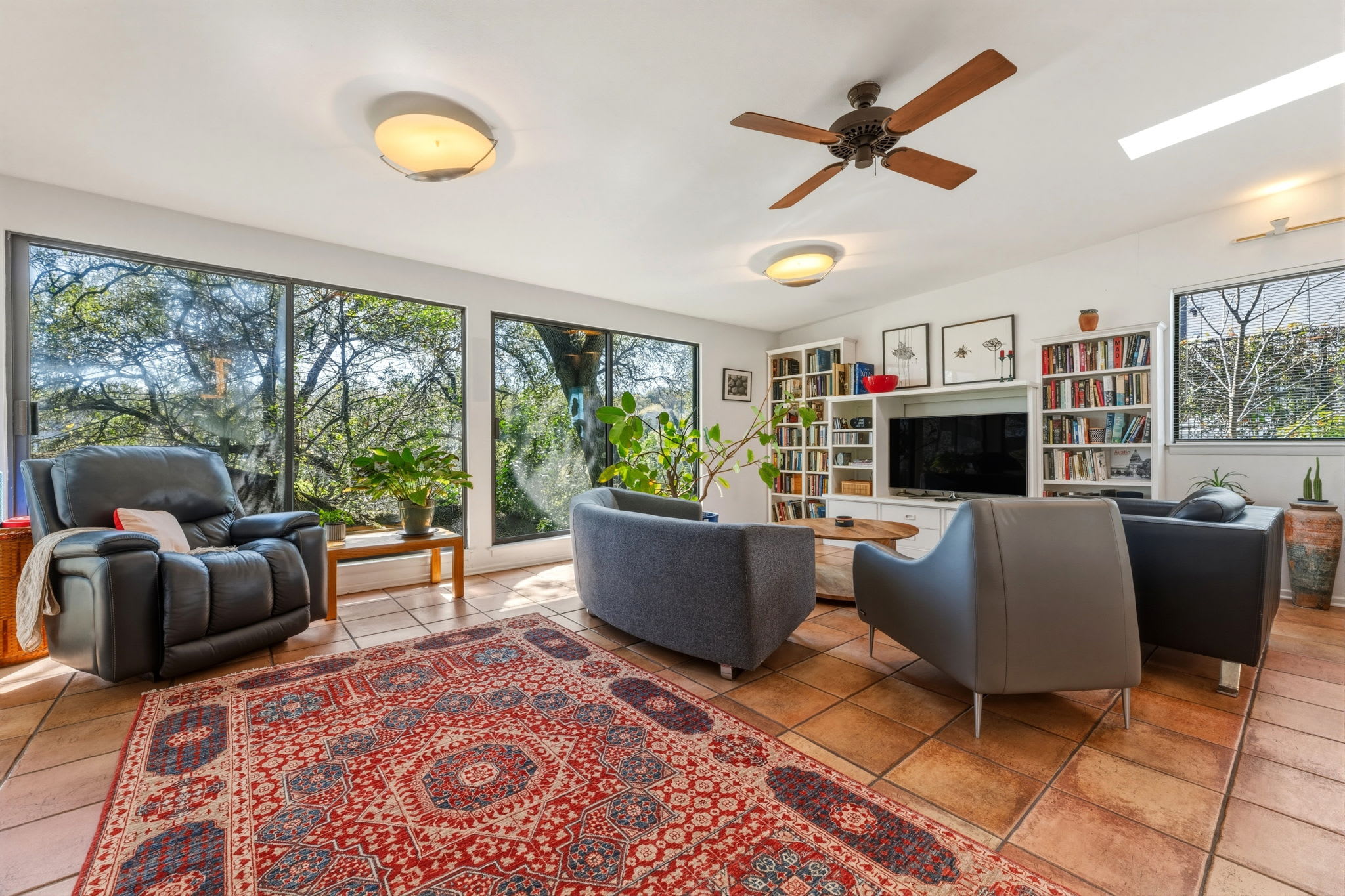 Welcome to Balconies Ridge Retreat!