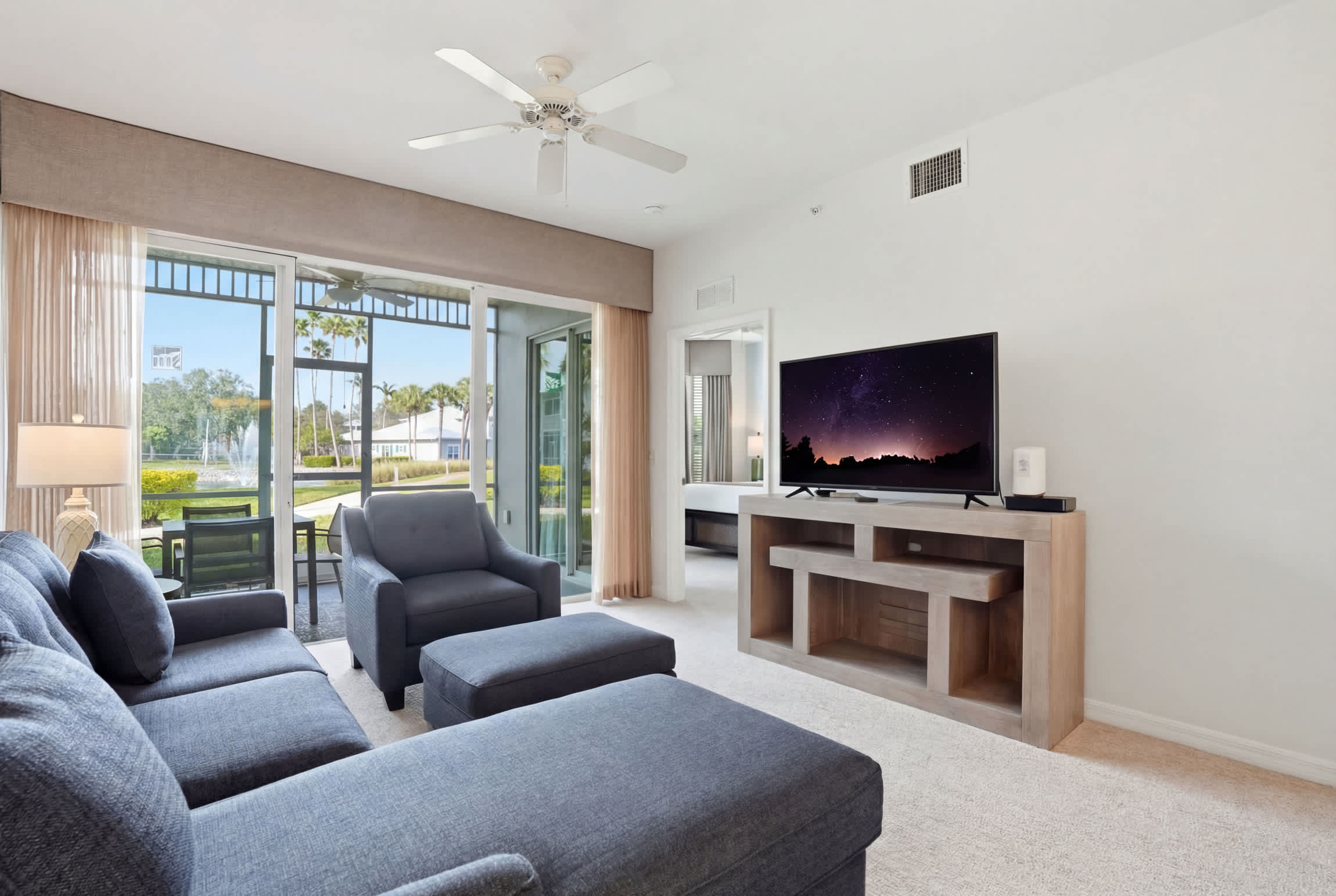 412 Lake and Fountain Views First Floor | Photo 16