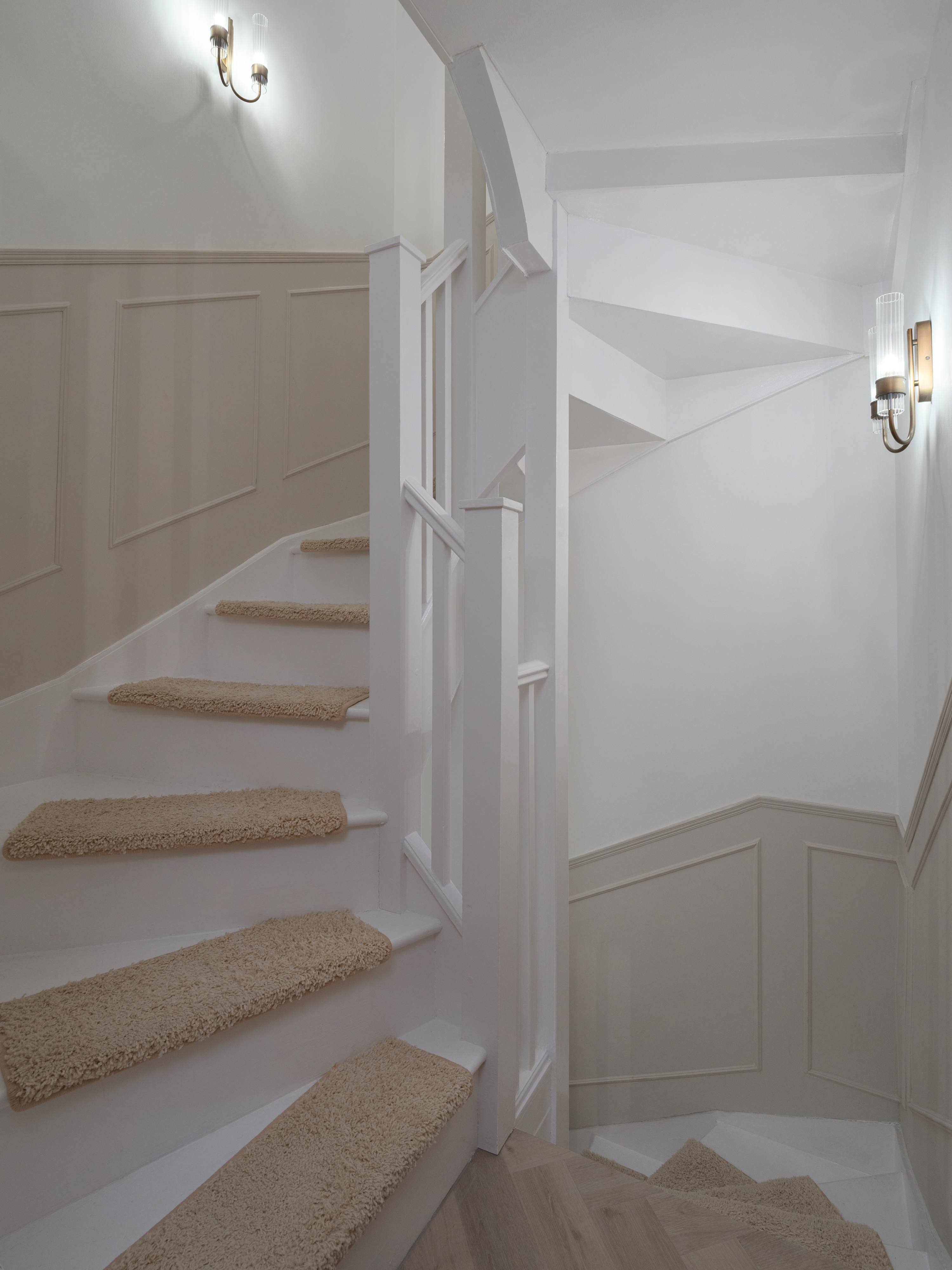 Newly Renovated 3 Bedroom Modern House in 41 Lochburn Gardens G20 0SL - Property image 14 - VivreStays