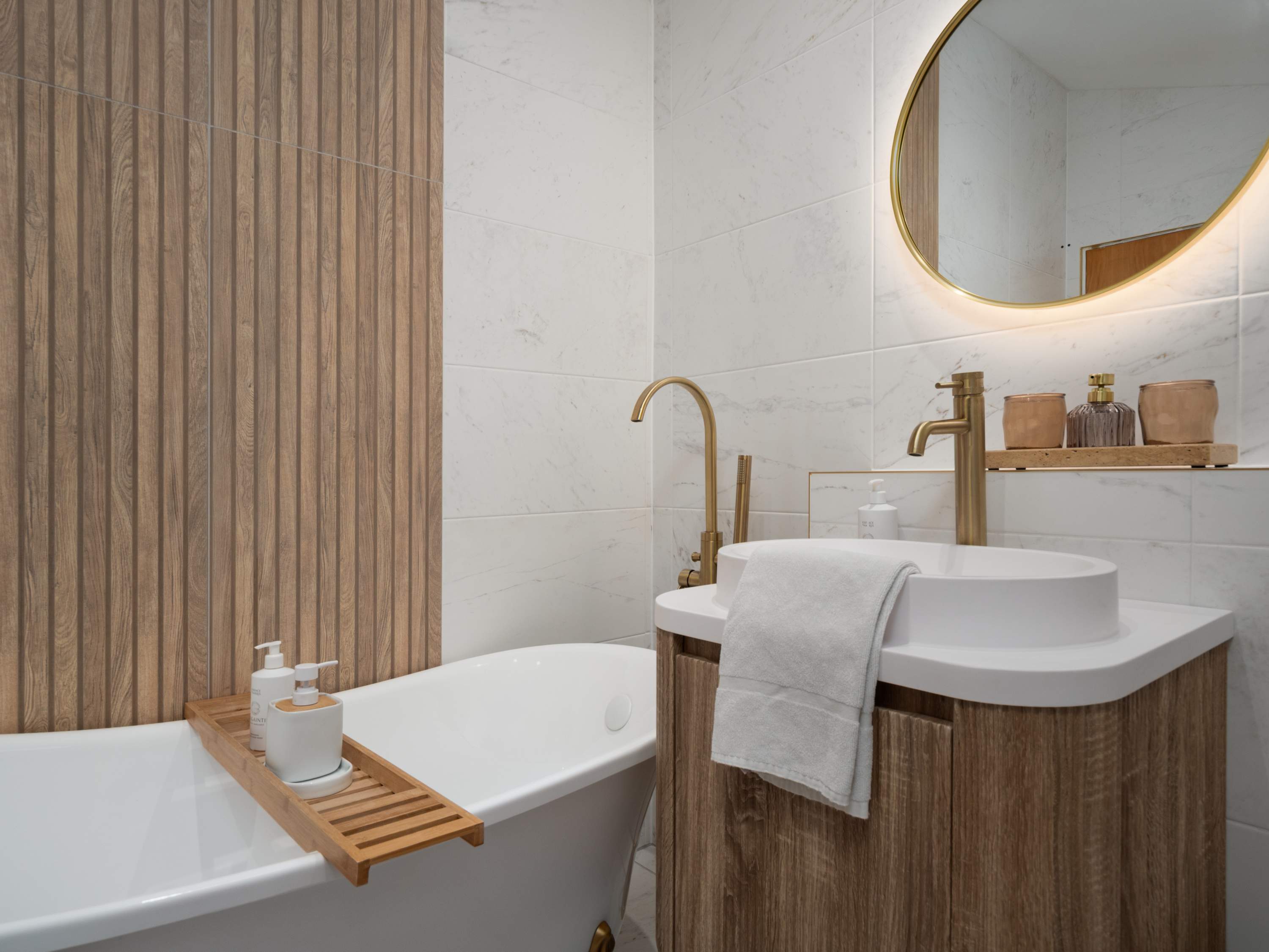 Newly Renovated 3 Bedroom Modern House in 41 Lochburn Gardens G20 0SL - Property image 29 - VivreStays