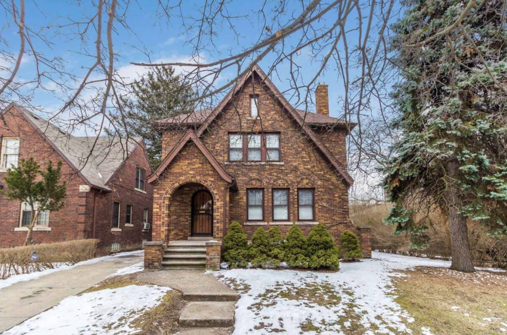 4BR University District Parking, Backyard & Patio — Detroit, MI — vacation rental