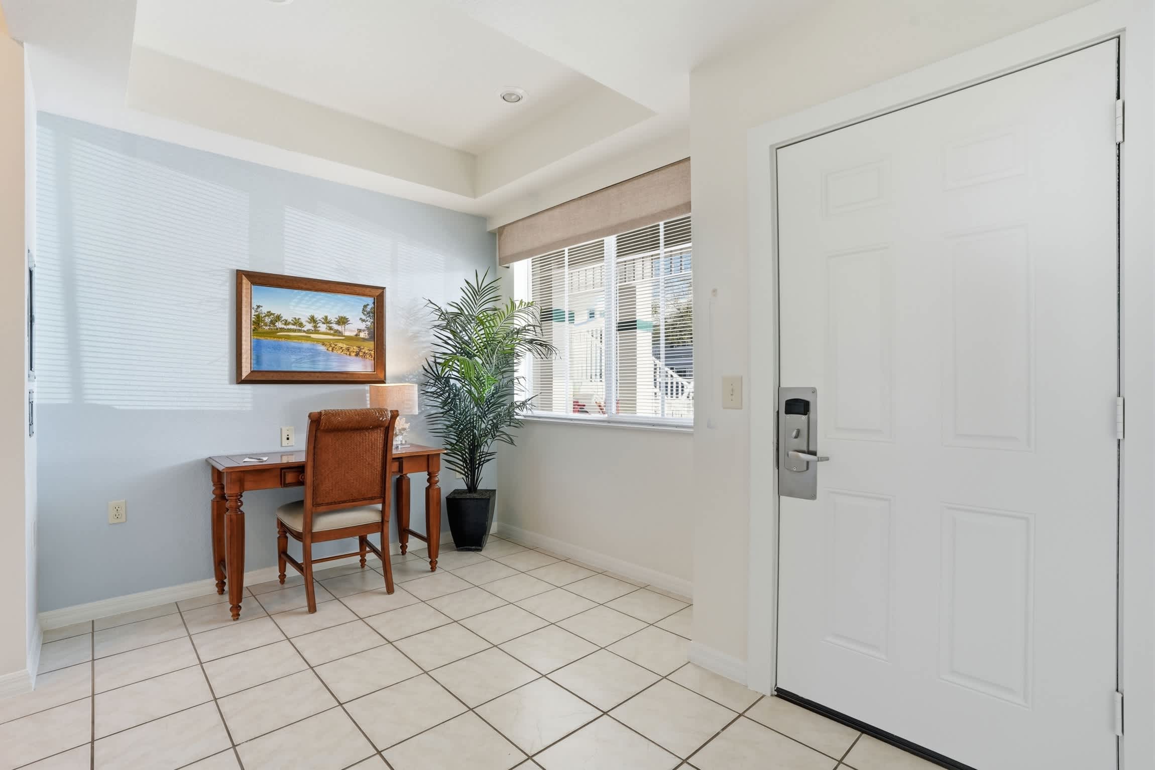 411 First Floor Sleeps 6 Landscape View | Photo 12