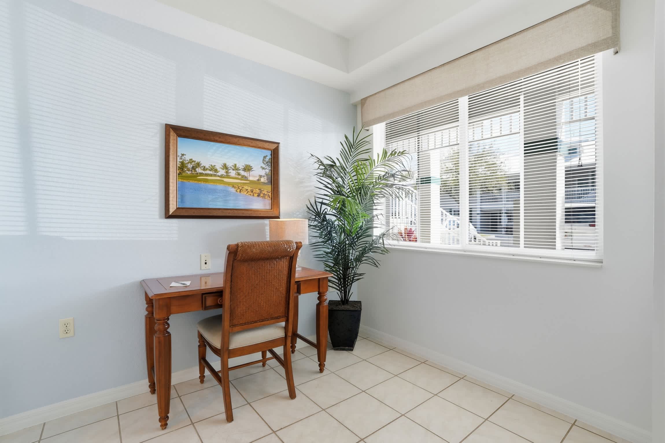 411 First Floor Sleeps 6 Landscape View | Photo 22