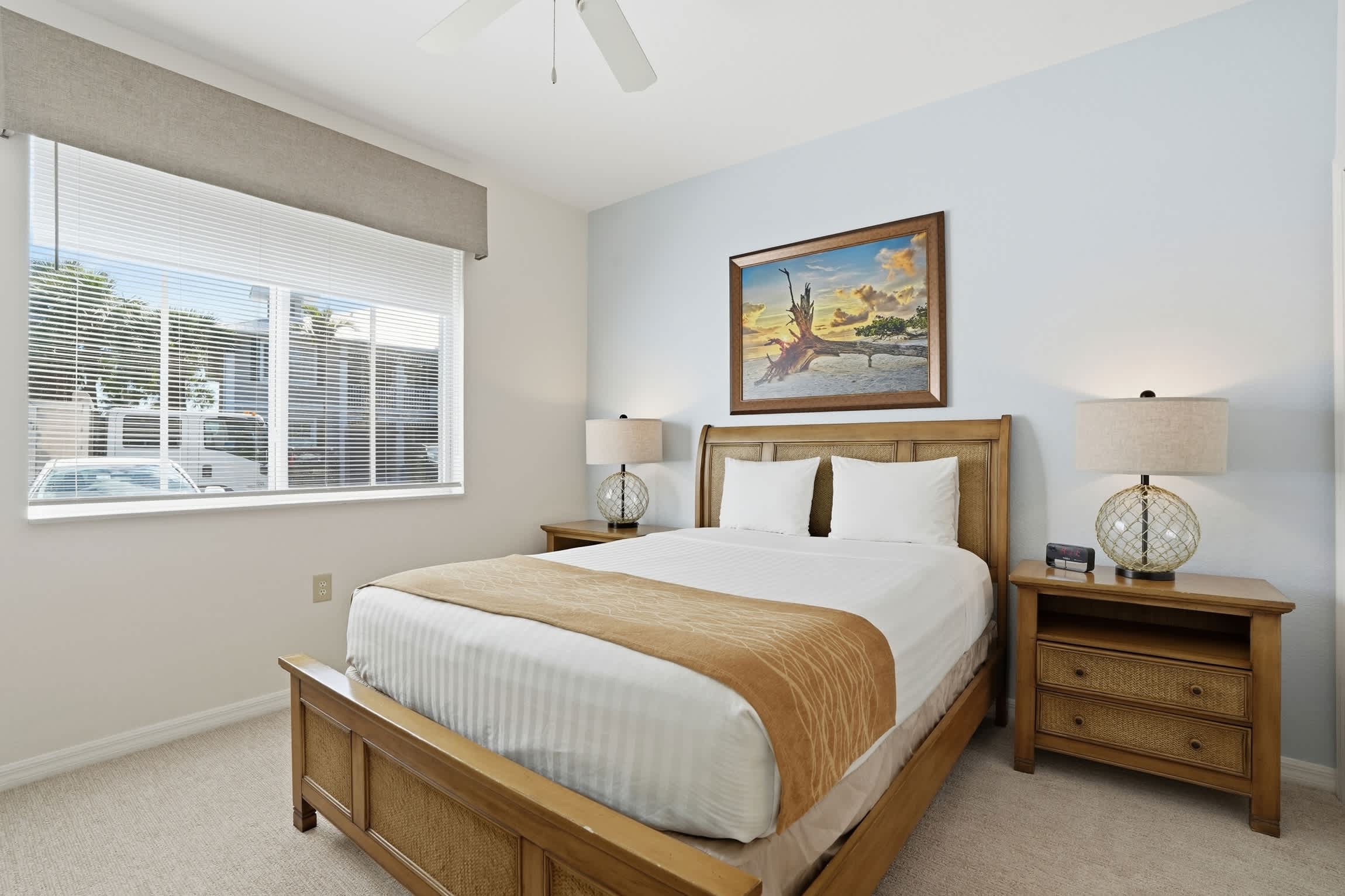 411 First Floor Sleeps 6 Landscape View | Photo 4