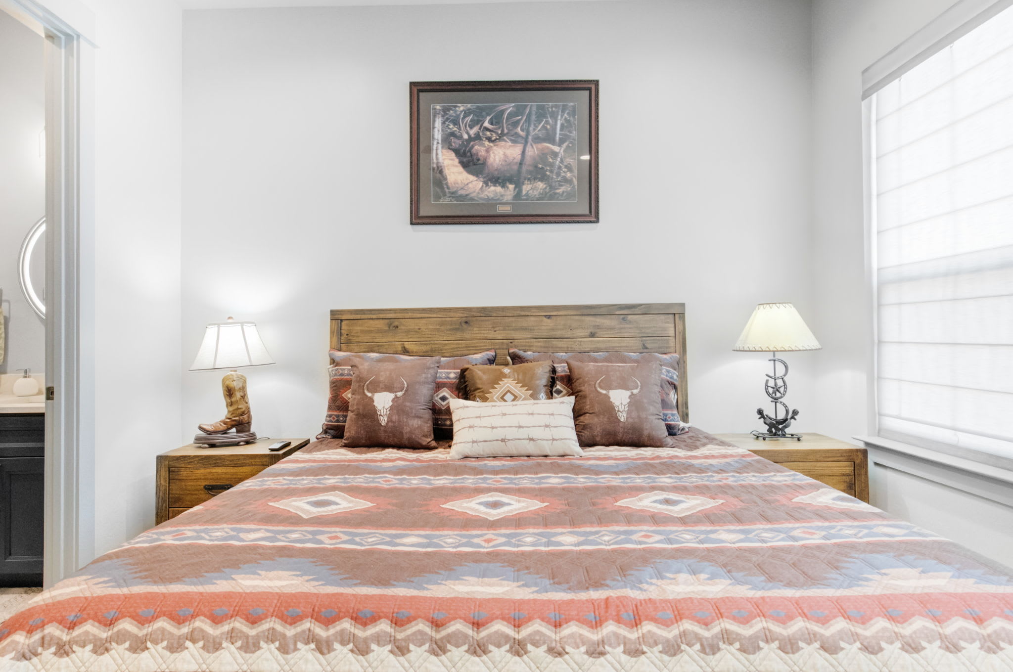 Luxury 3BR with Hot Tub, Outdoor Kitchen & Firepit | Photo 16