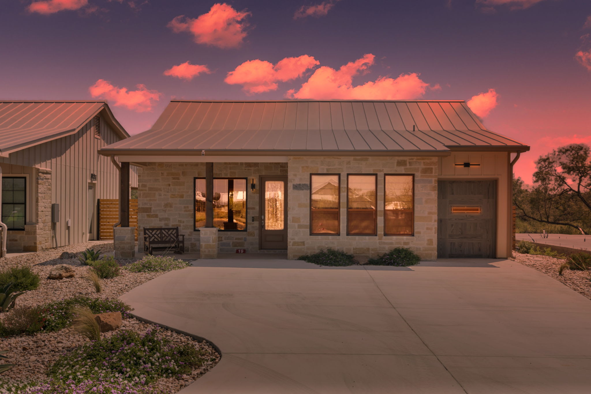 Luxury 3BR with Hot Tub, Outdoor Kitchen & Firepit | Photo 27