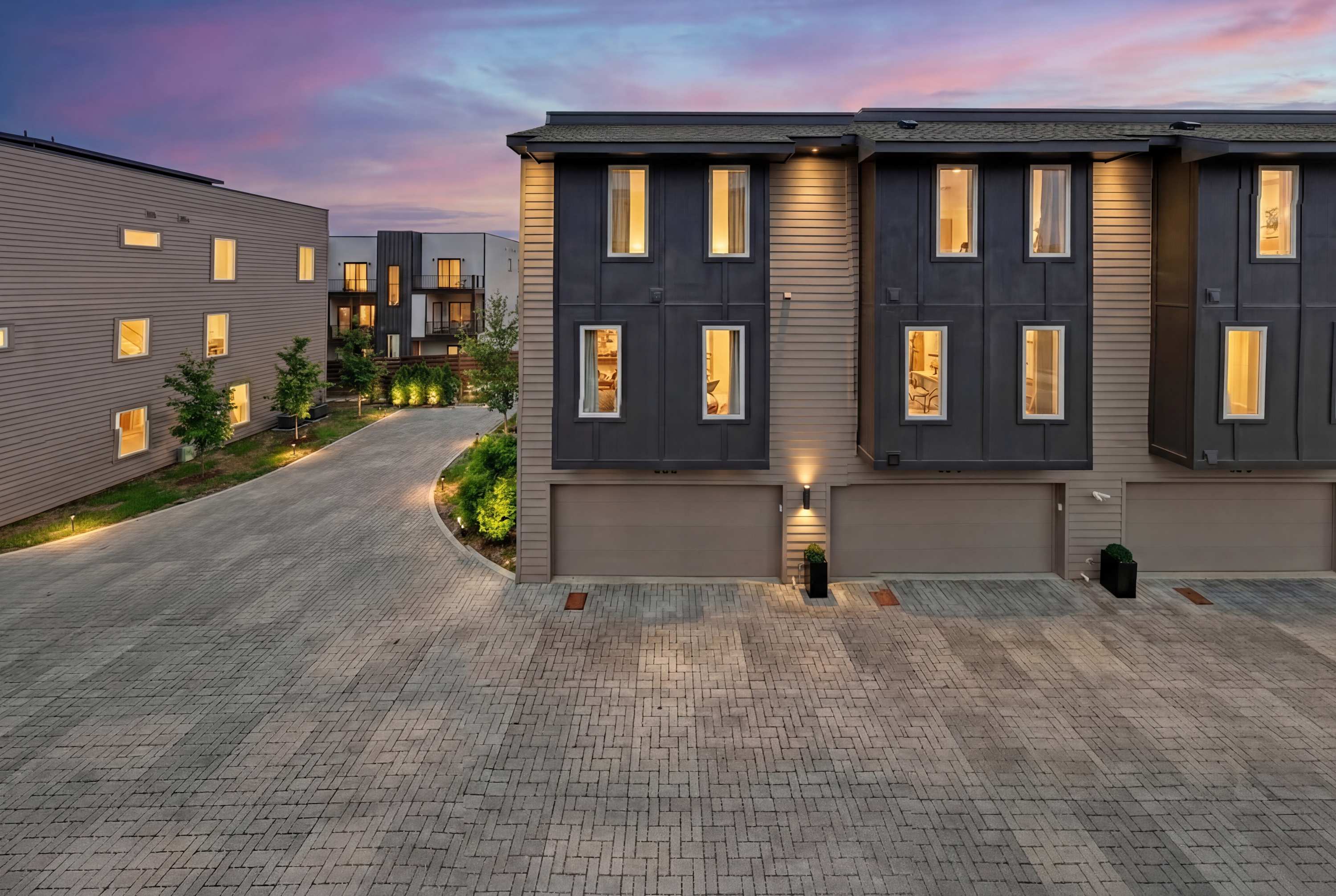 Rooftop Nights in Nashville - 3BR - Office — Nashville, TN — vacation rental