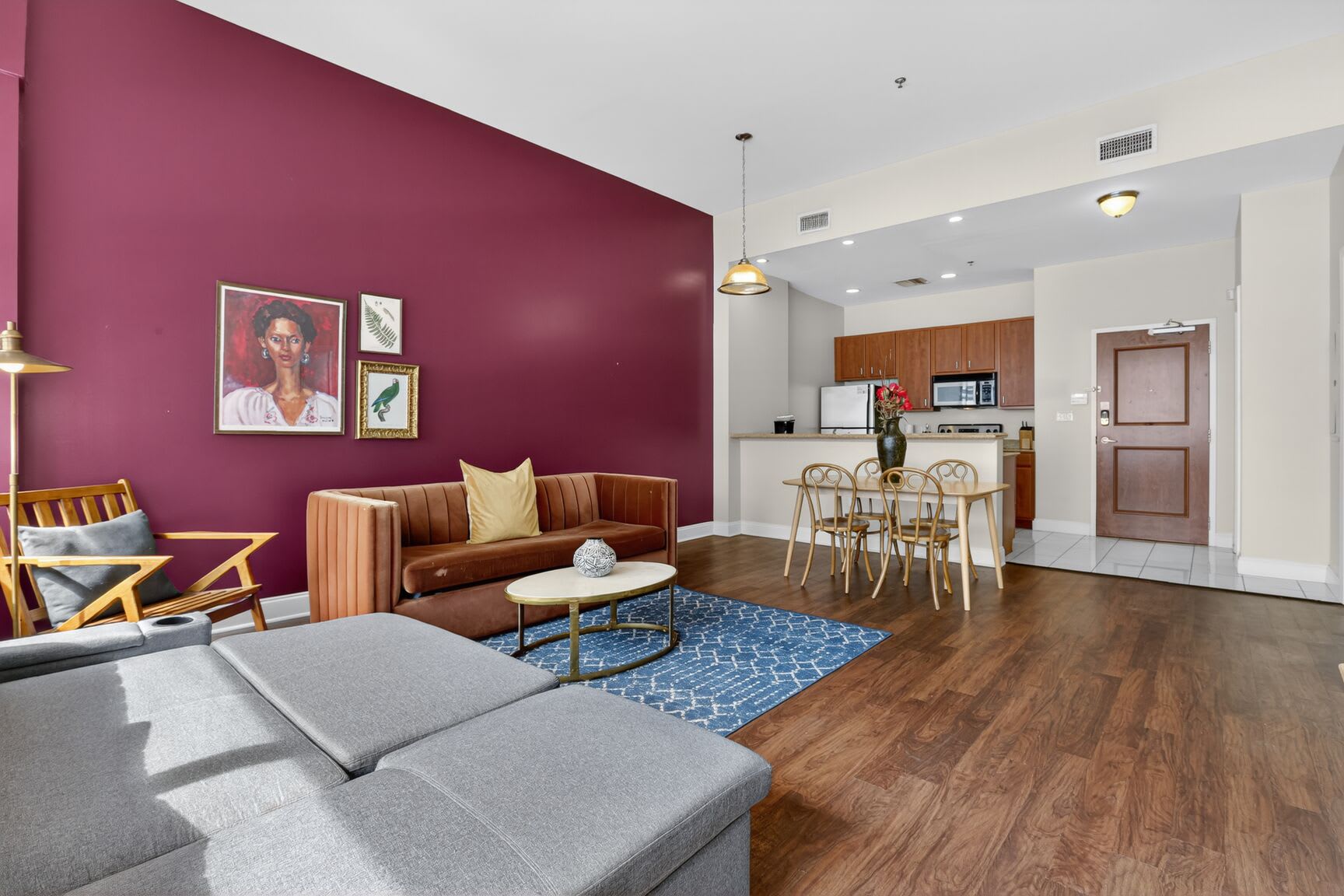 Roami At Duncan Plaza | 2br Deluxe Combo - New Orleans, LA