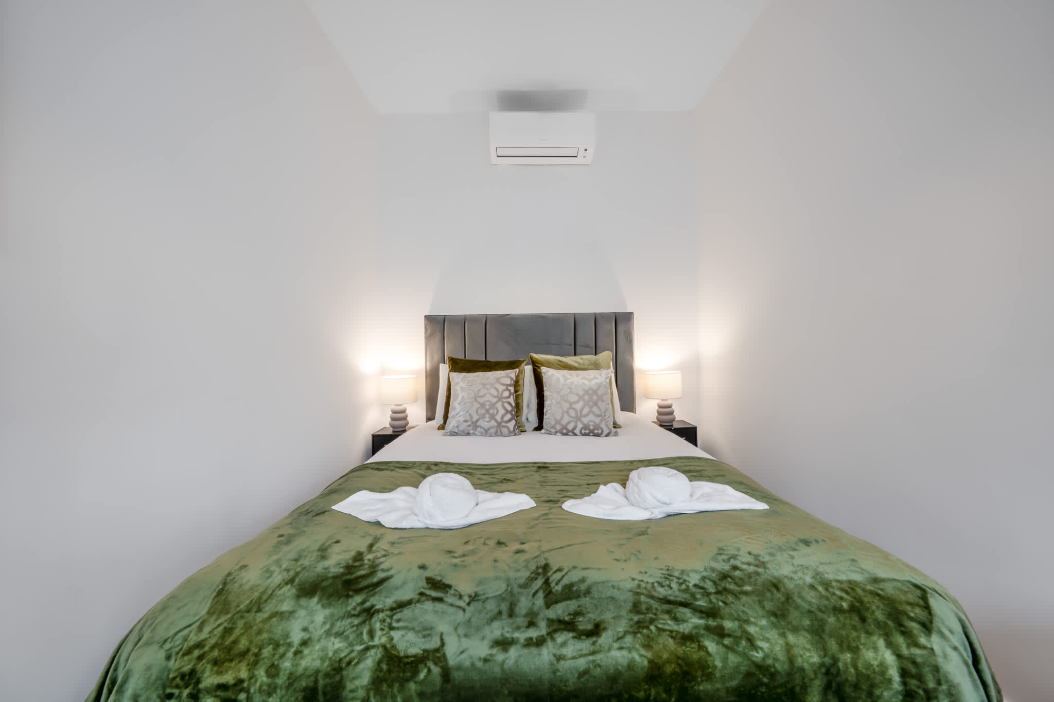 Bright One Bedroom Apartment in Knightsbridge serviced apartment - UK - VivreStays