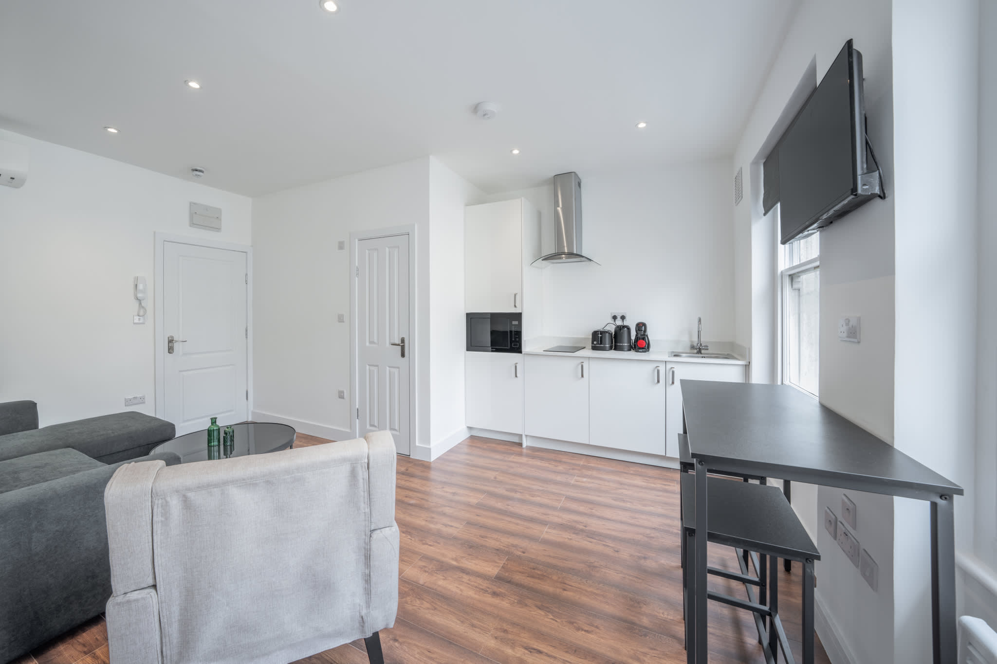 Charming One Bedroom Flat in Knightsbridge in Beaufort Gardens SW3 1QH - Property image 7 - VivreStays
