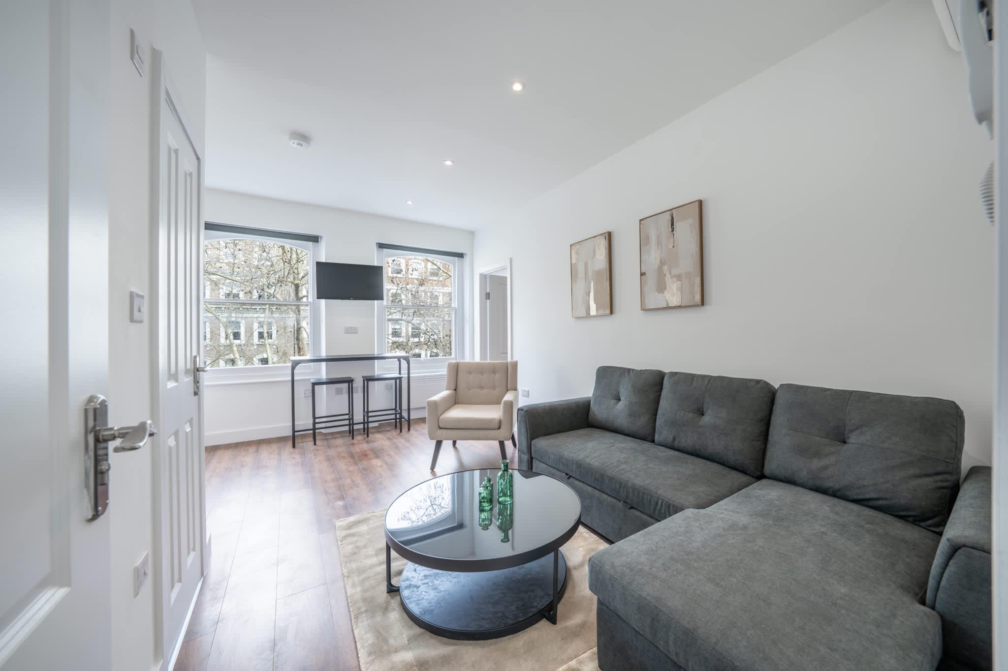 Charming One Bedroom Flat in Knightsbridge in Beaufort Gardens SW3 1QH - Property image 10 - VivreStays