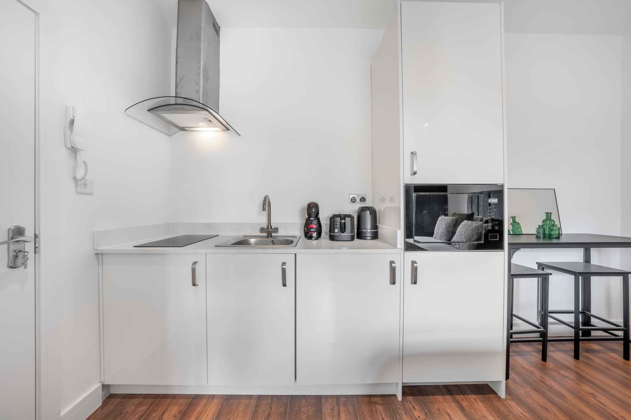 Charming Studio in Knightsbridge in Beaufort Gardens SW3 1QH - Property image 8 - VivreStays