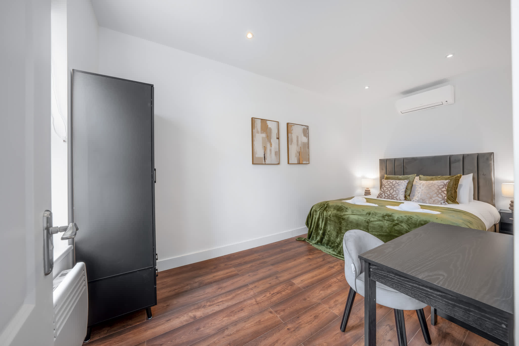 Charming Studio in Knightsbridge in Beaufort Gardens SW3 1QH - Property image 10 - VivreStays