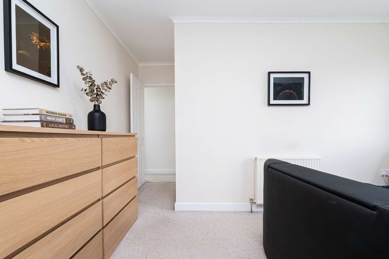 View 3BR Peebles Home - Free Parking - Near Glentress in Victoria Park Drive 26 EH45 9AD 3BR Peebles Home - Free Parking - Near Glentress in Victoria Park Drive 26 EH45 9AD - Property image 12 - VivreStays
