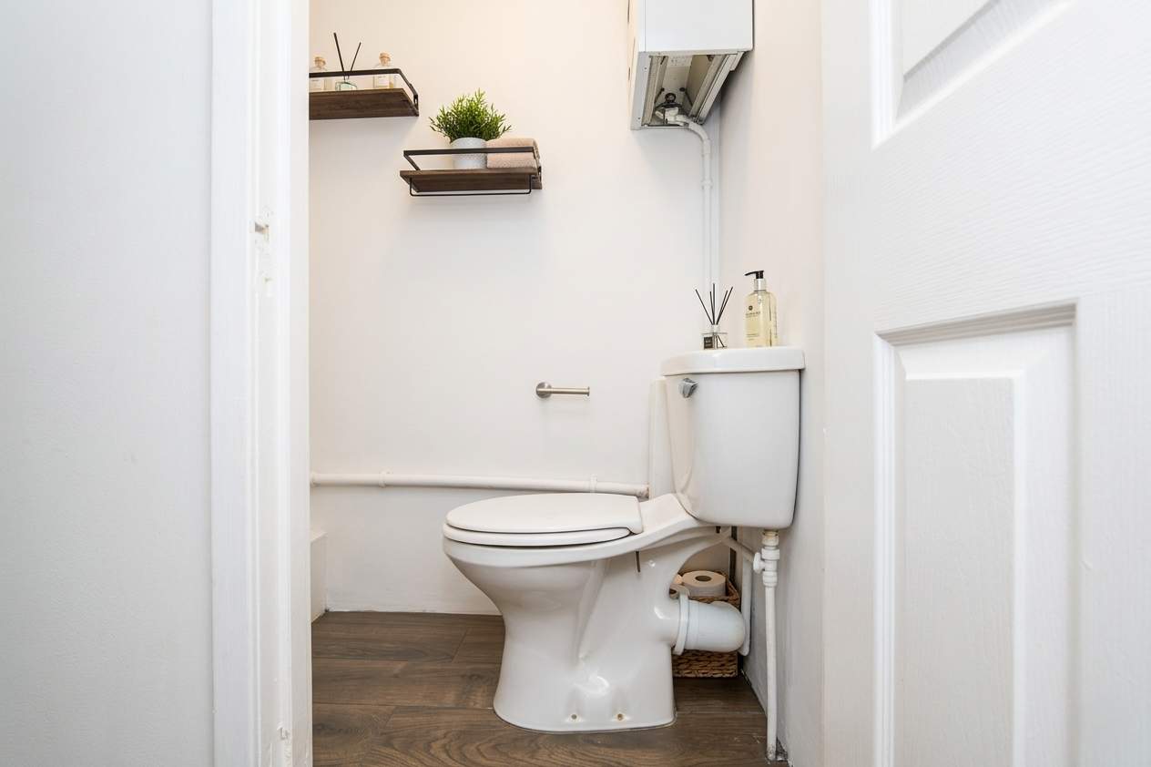 View 3BR Peebles Home - Free Parking - Near Glentress in Victoria Park Drive 26 EH45 9AD 3BR Peebles Home - Free Parking - Near Glentress in Victoria Park Drive 26 EH45 9AD - Property image 15 - VivreStays
