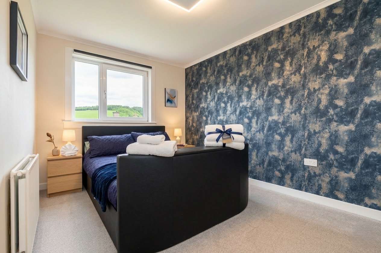 View 3BR Peebles Home - Free Parking - Near Glentress in Victoria Park Drive 26 EH45 9AD 3BR Peebles Home - Free Parking - Near Glentress in Victoria Park Drive 26 EH45 9AD - Property image 6 - VivreStays