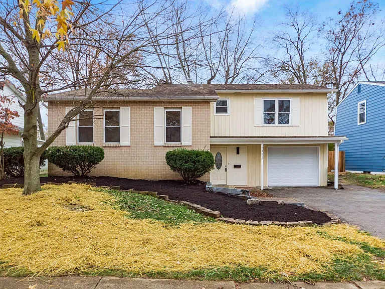 Remodeled 4BR Home Deck Fenced Yard Near Columbus