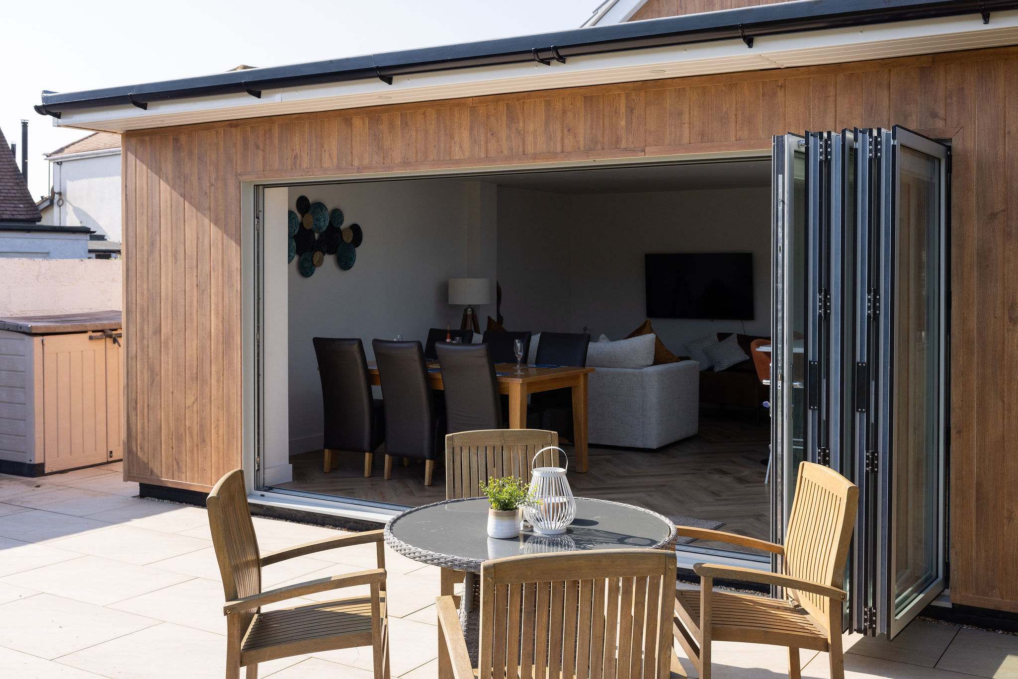 Contemporary seaside home with private outdoor space, ideal for enjoying fresh air and laid-back coastal living.