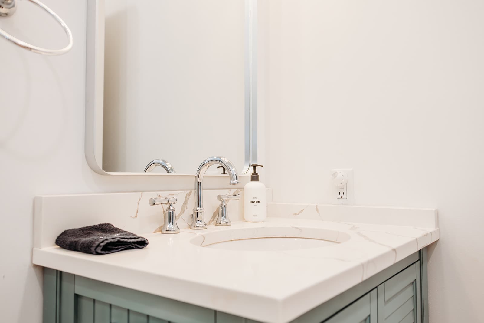 Historic District, Close to Beach - Swan's Rest