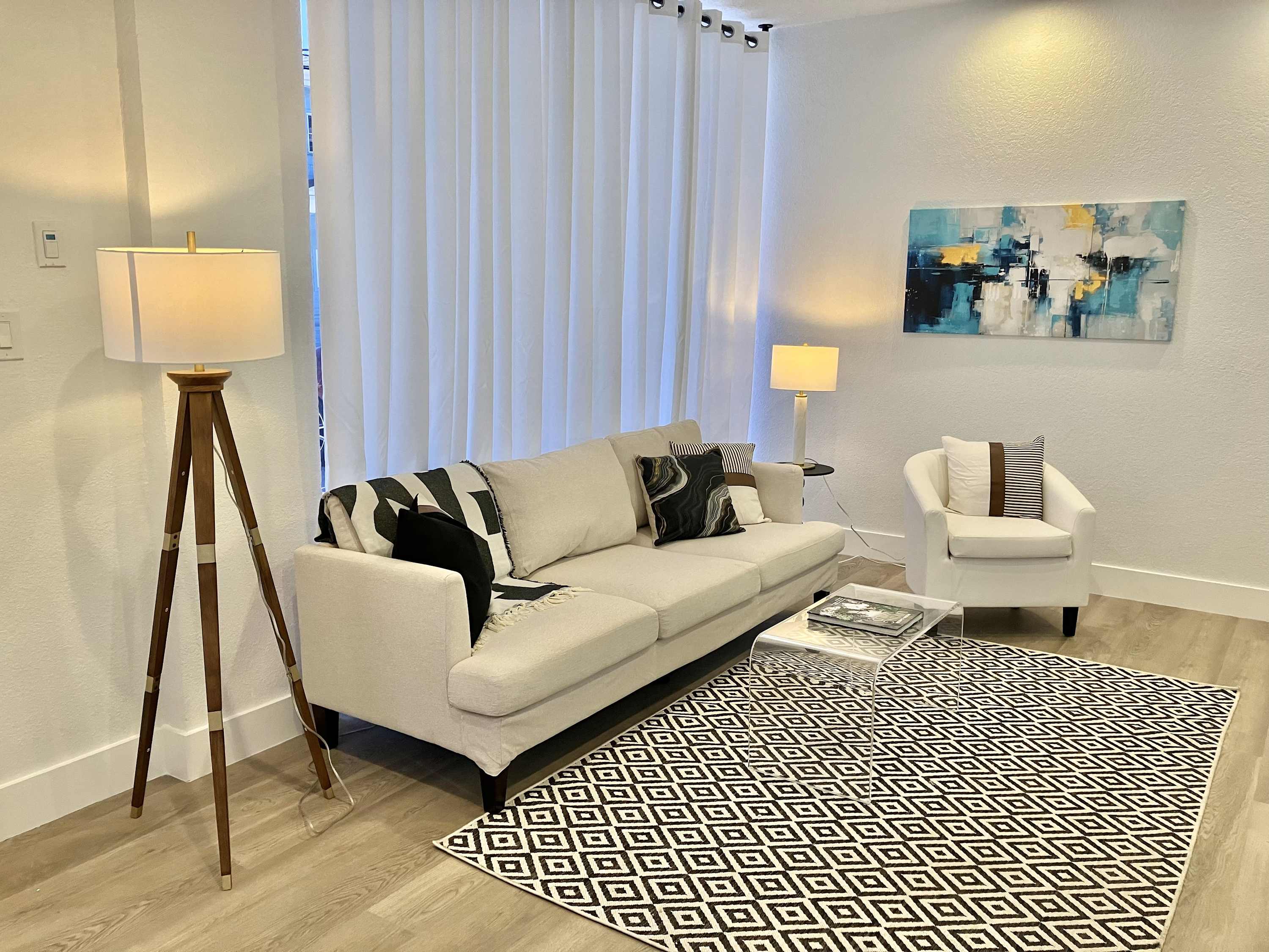 CWB Retreats at Baymont Flats - Flat 1 & 2 — Clearwater, FL — vacation rental